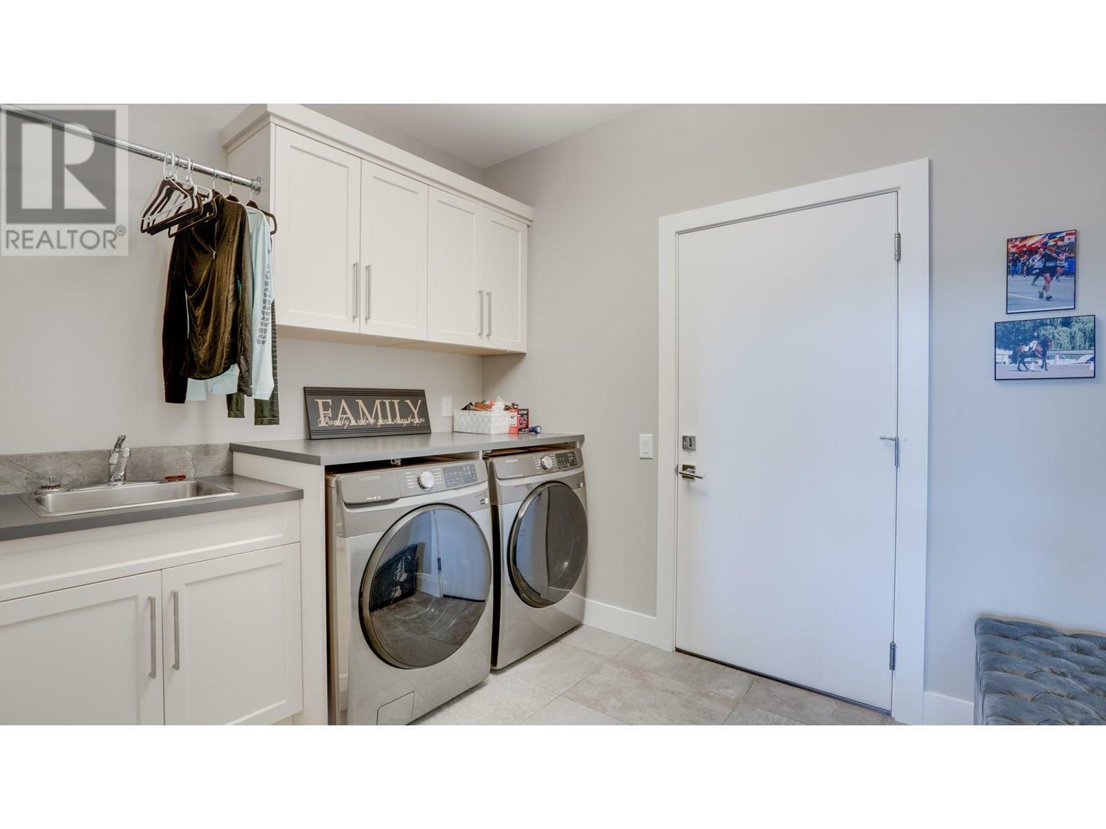 VERNON, British Columbia, V1H 2L7, CA, 3 Bedrooms Bedrooms, ,2 BathroomsBathrooms,Residential,For Sale,1838492