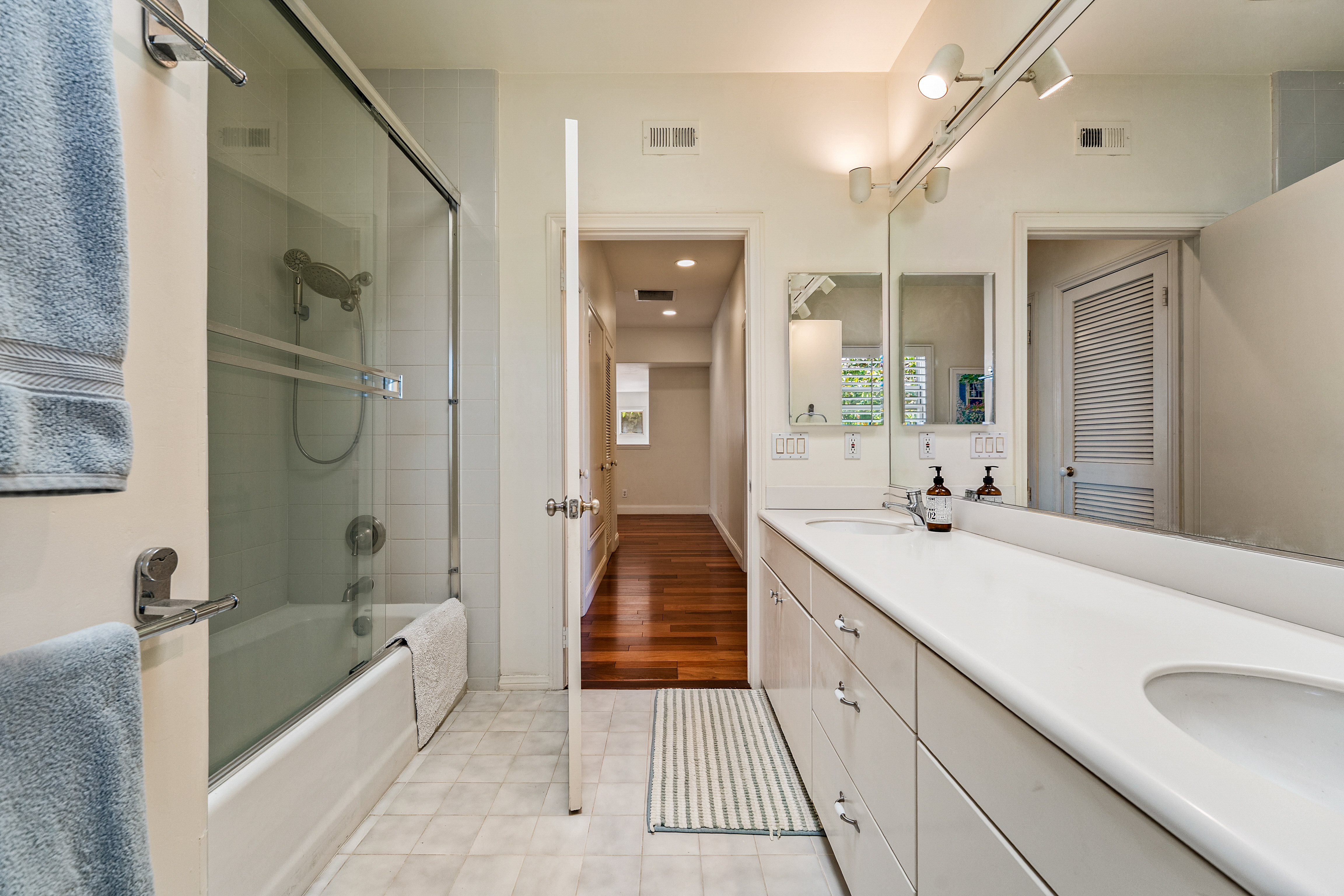  25442 Rapid Falls Road, Laguna Hills, CA 92653 - 物件實景