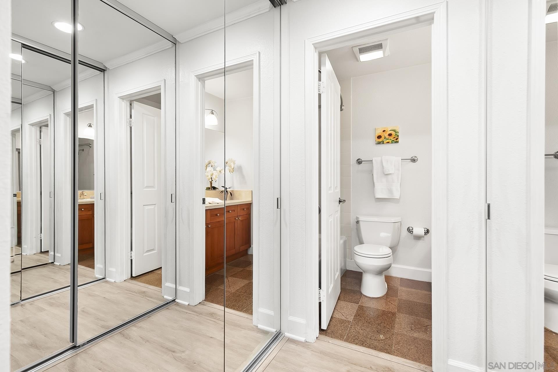 8512 Via Mallorca F, La Jolla, California, 92037, United States, 1 Bedroom Bedrooms, ,1 BathroomBathrooms,Residential,For Sale,8512 Via Mallorca F,1682425