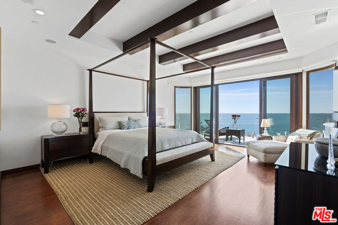 Malibu, California, 90265, United States, 3 Bedrooms Bedrooms, ,4 BathroomsBathrooms,Residential,For Sale,1855948