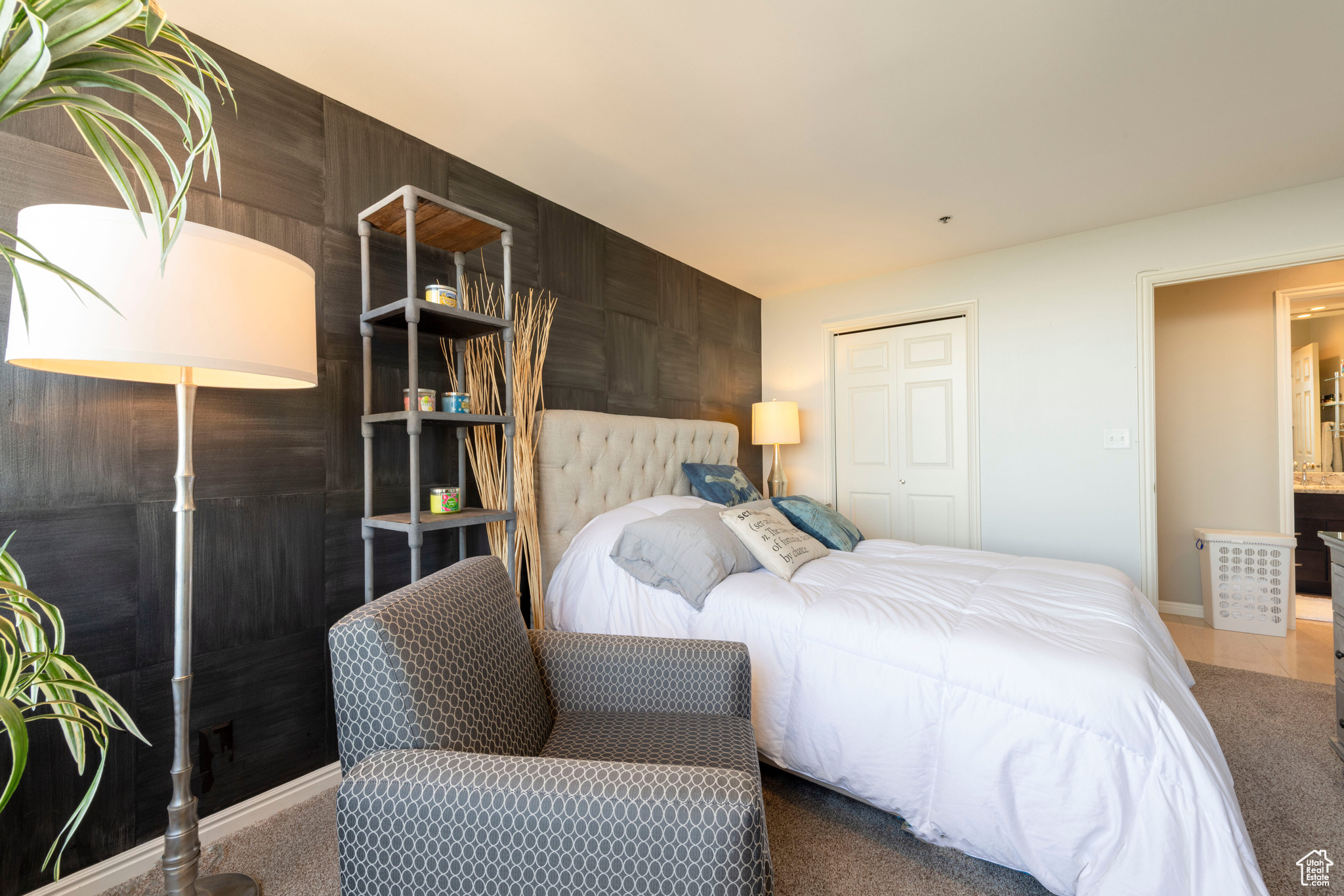 Salt Lake City, Utah, 84101, United States, 2 Bedrooms Bedrooms, ,1 BathroomBathrooms,Residential,For Sale,1897023