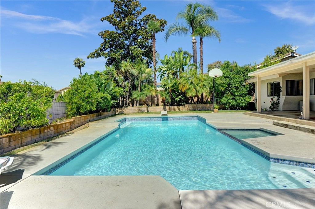 Upland, California, 91784, United States, 4 Bedrooms Bedrooms, ,3 BathroomsBathrooms,Residential,For Sale,1889759