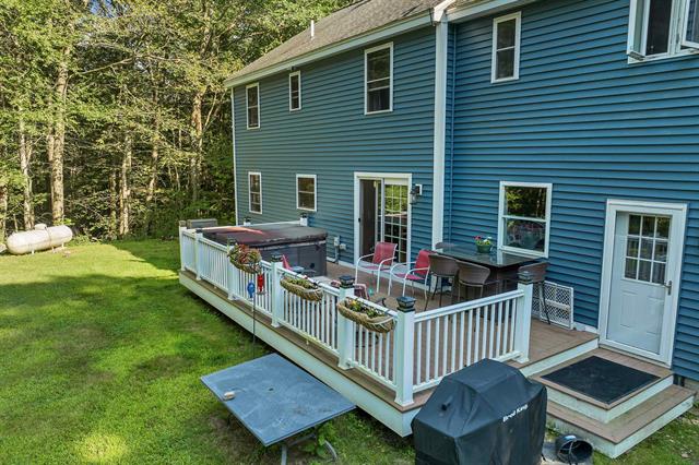 Deerfield, New Hampshire, 03037, United States, 4 Bedrooms Bedrooms, ,1 BathroomBathrooms,Residential,For Sale,1902997