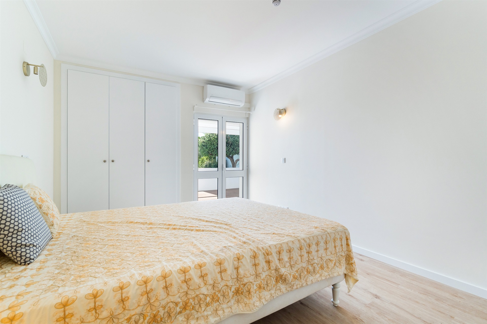  Semi-detached house, 2 bedrooms, for Sale - 物件實景