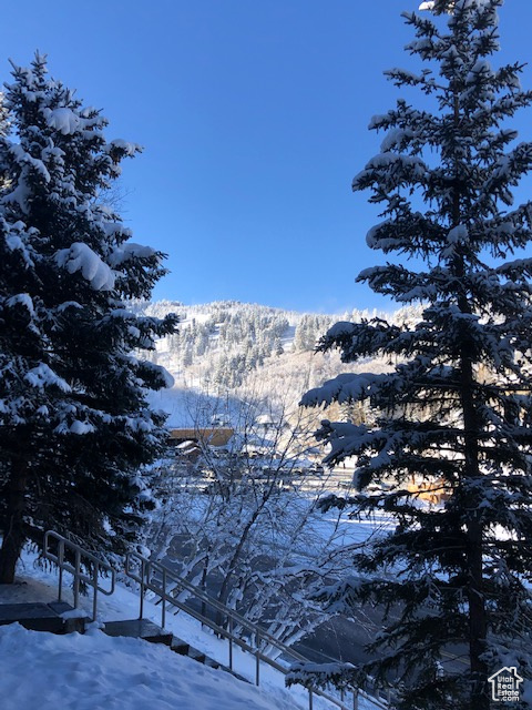 Park City, Utah, 84060, United States, 2 Bedrooms Bedrooms, ,3 BathroomsBathrooms,Residential,For Sale,1900952