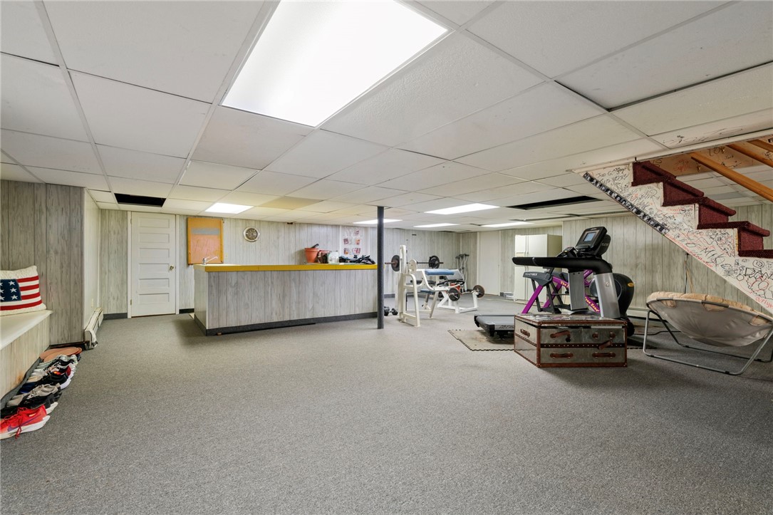 Cranston, Rhode Island, 02920, United States, 4 Bedrooms Bedrooms, ,5 BathroomsBathrooms,Residential,For Sale,1916755