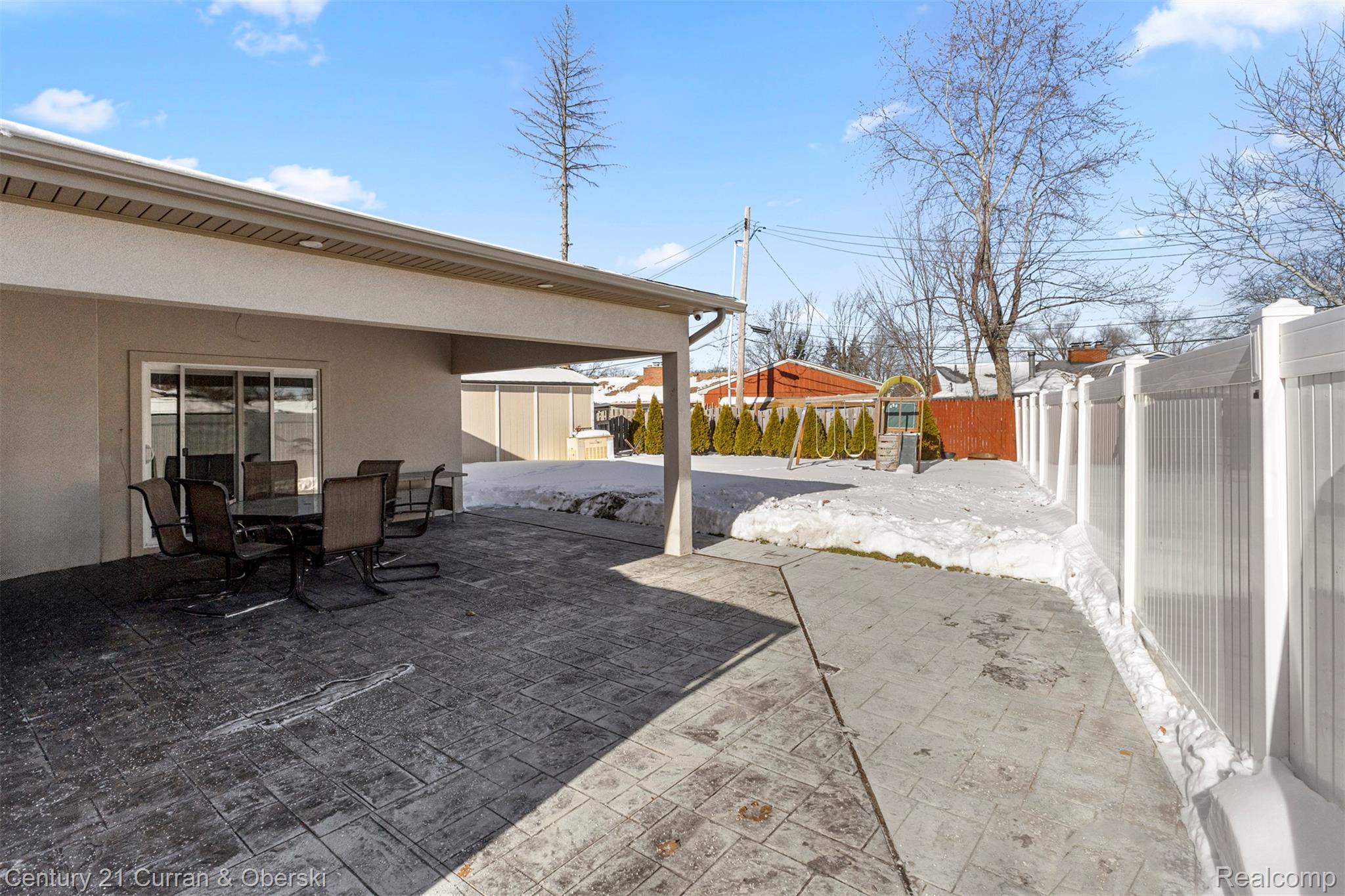 Dearborn Heights, Michigan, 48127, United States, 3 Bedrooms Bedrooms, ,4 BathroomsBathrooms,Residential,For Sale,2015312