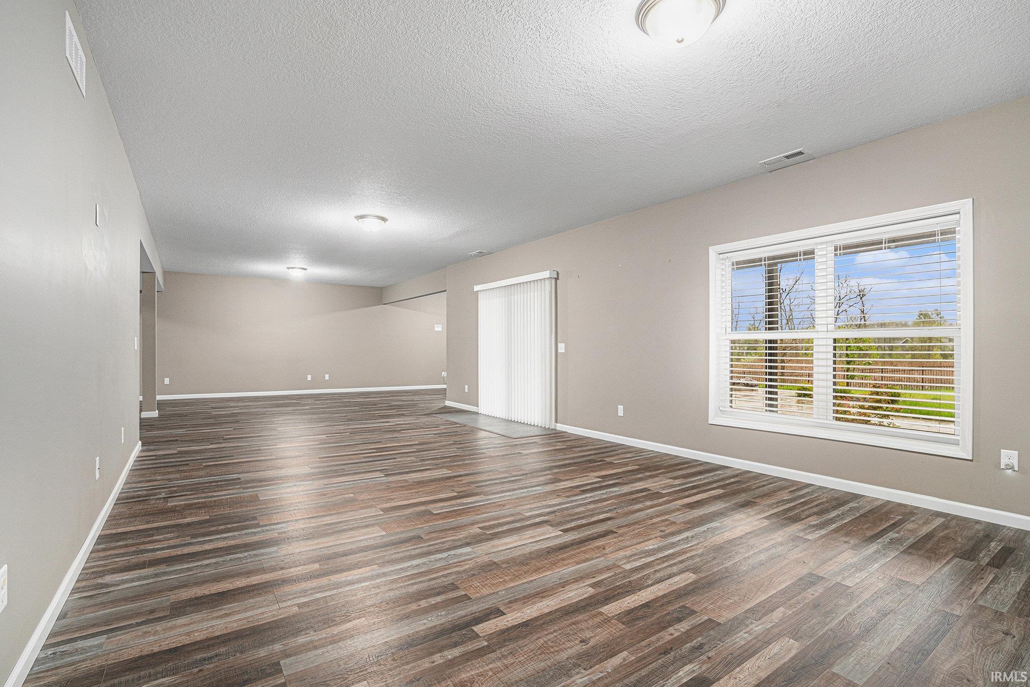 Fort Wayne, Indiana, 46818, United States, 5 Bedrooms Bedrooms, ,5 BathroomsBathrooms,Residential,For Sale,1916287
