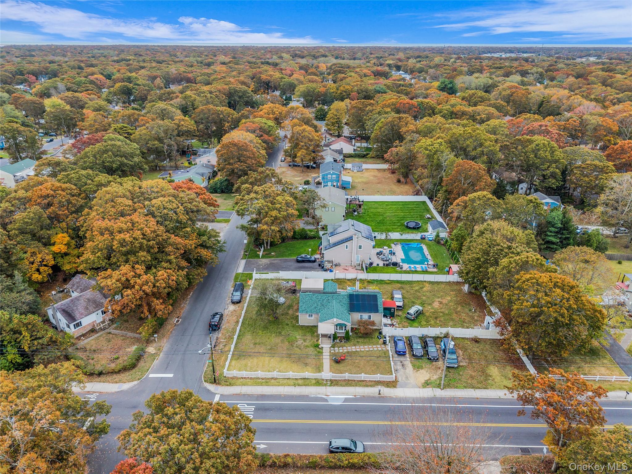 Mastic, New York, 11950, United States, 4 Bedrooms Bedrooms, ,3 BathroomsBathrooms,Residential,For Sale,1990878