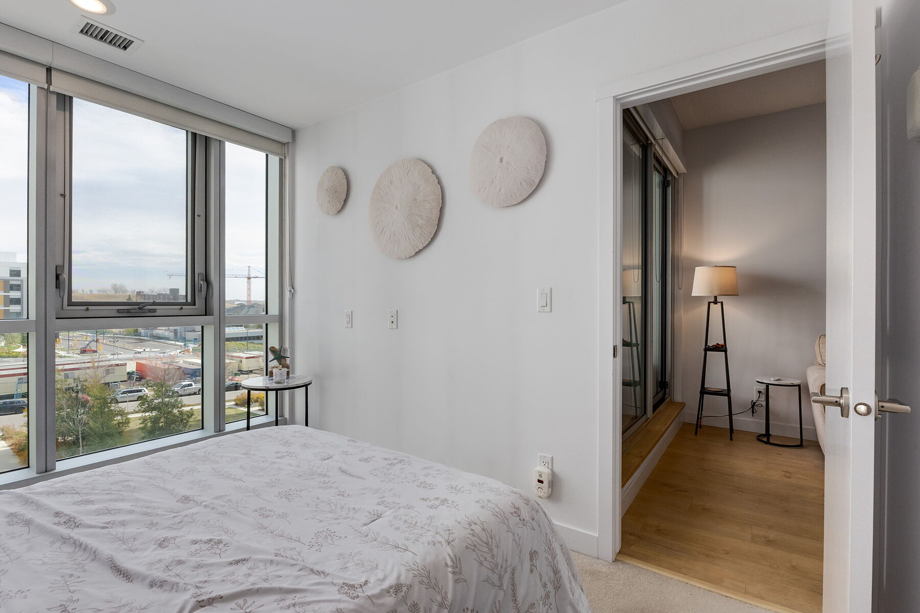  88 9 Street NE #403 - 物件實景