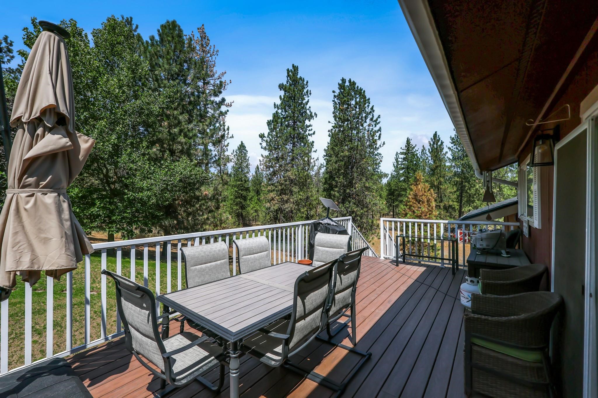 Medical Lake, Washington, 99022, United States, 5 Bedrooms Bedrooms, ,3 BathroomsBathrooms,Residential,For Sale,1901495