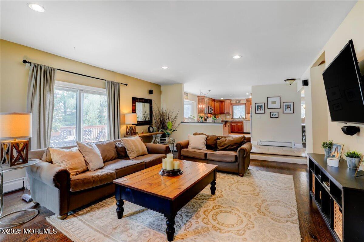 Freehold, New Jersey, 07728, United States, 5 Bedrooms Bedrooms, ,3 BathroomsBathrooms,Residential,For Sale,1914357
