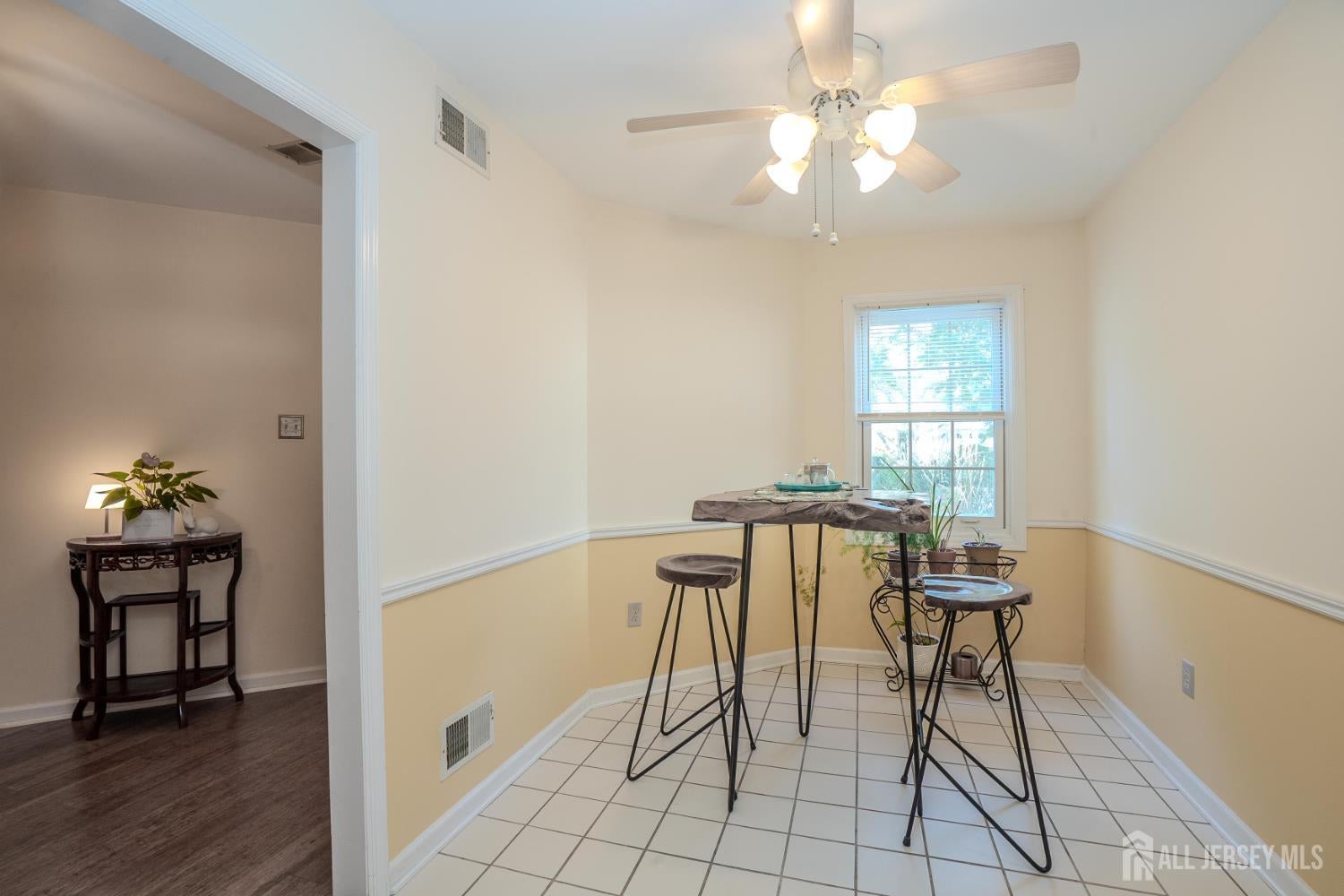 South Brunswick, New Jersey, 08824, United States, 3 Bedrooms Bedrooms, ,3 BathroomsBathrooms,Residential,For Sale,1980206