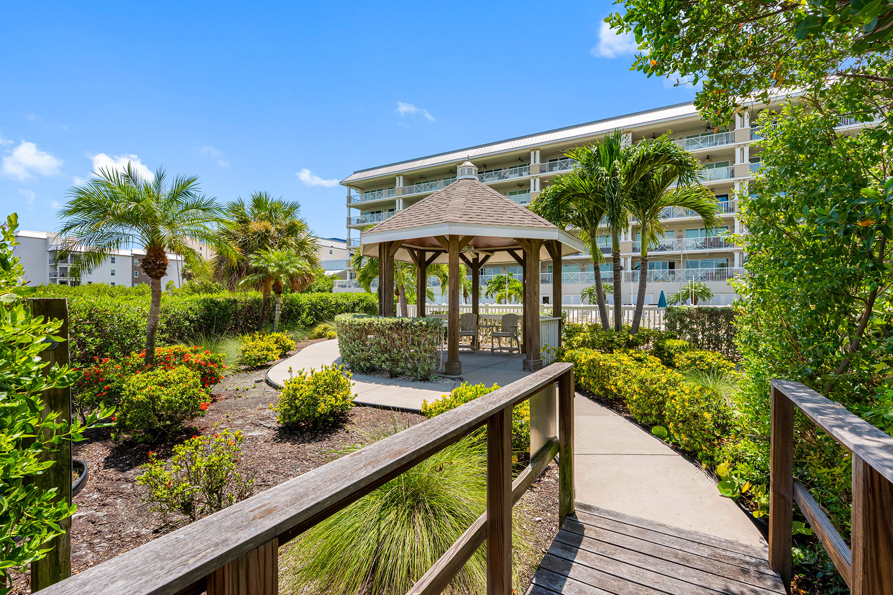  DOLPHIN KEY CONDO - 物件實景