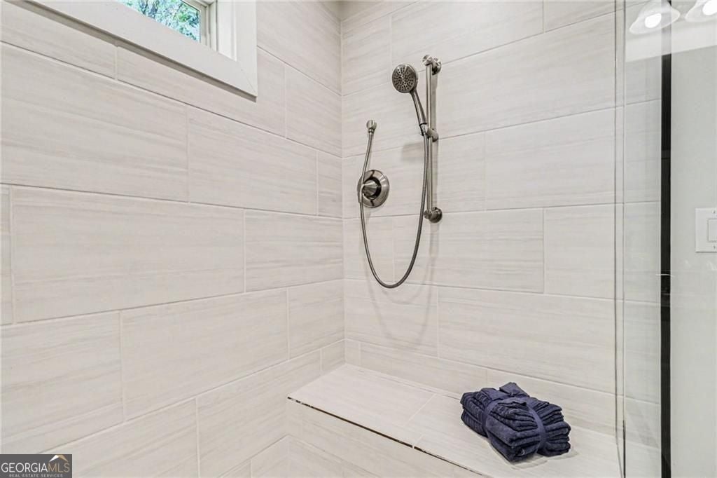 Brookhaven, Georgia, 30319, United States, 4 Bedrooms Bedrooms, ,4 BathroomsBathrooms,Residential,For Sale,2034594