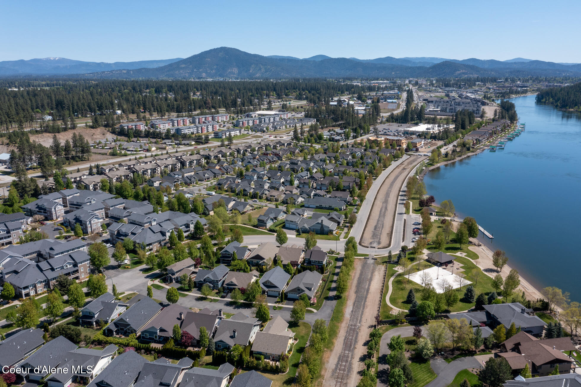 Coeur d'Alene, Idaho, 83814, United States, 3 Bedrooms Bedrooms, ,3 BathroomsBathrooms,Residential,For Sale,1936961