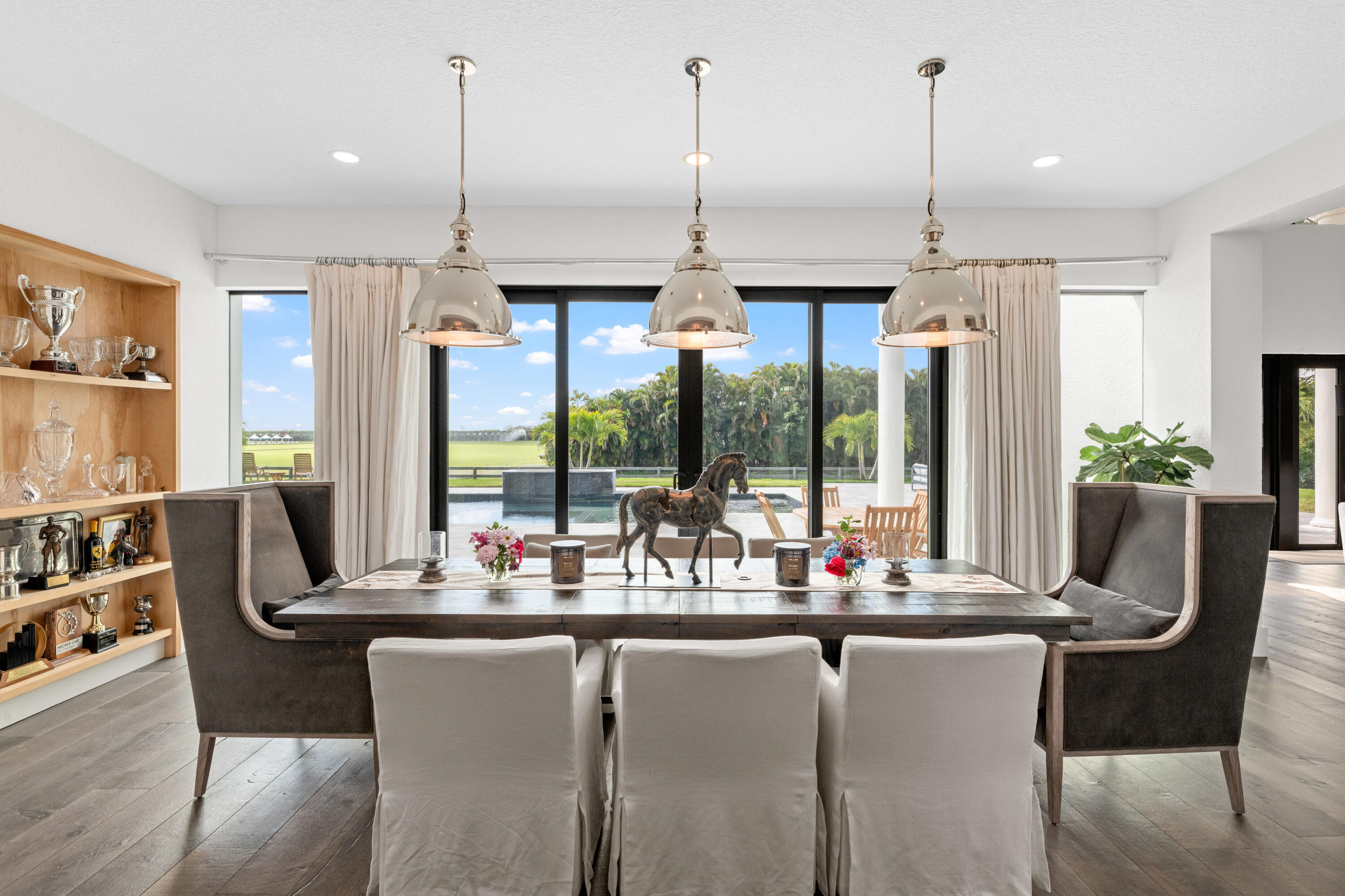  3585 Aiken Court - 物件實景
