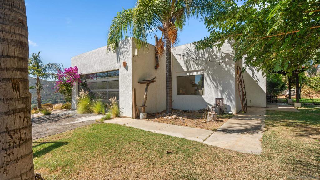 Jamul, California, 91935, United States, 3 Bedrooms Bedrooms, ,2 BathroomsBathrooms,Residential,For Sale,1976566