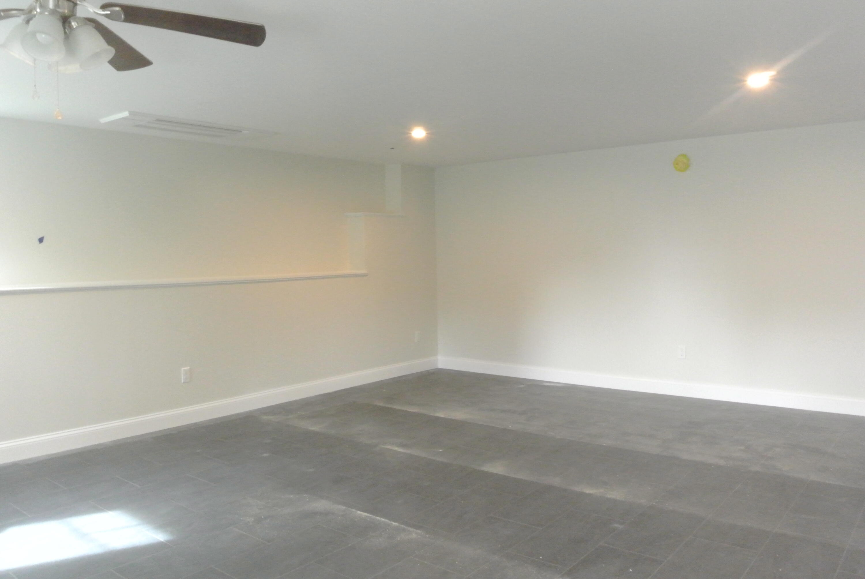 South Portland, Maine, 04106, United States, 3 Bedrooms Bedrooms, ,4 BathroomsBathrooms,Residential,For Sale,1966716