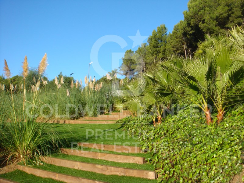 Cerdanyola del Vallès, Catalonia, ES, 5 Bedrooms Bedrooms, ,5 BathroomsBathrooms,Residential,For Sale,1491683