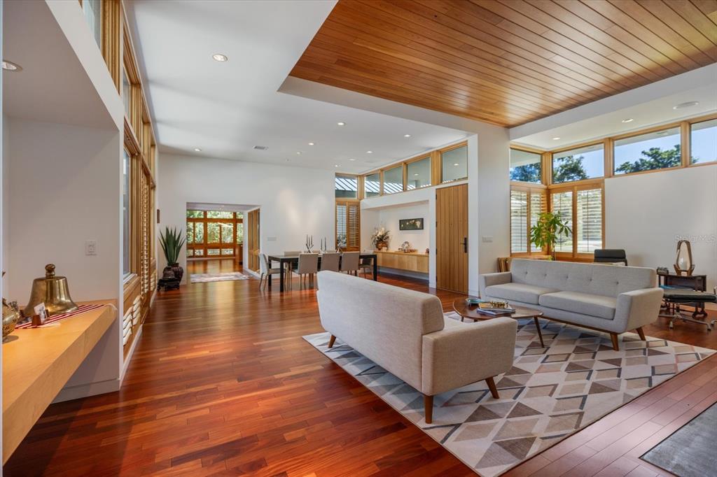 Sarasota, Florida, 34239, United States, 4 Bedrooms Bedrooms, ,5 BathroomsBathrooms,Residential,For Sale,1988202