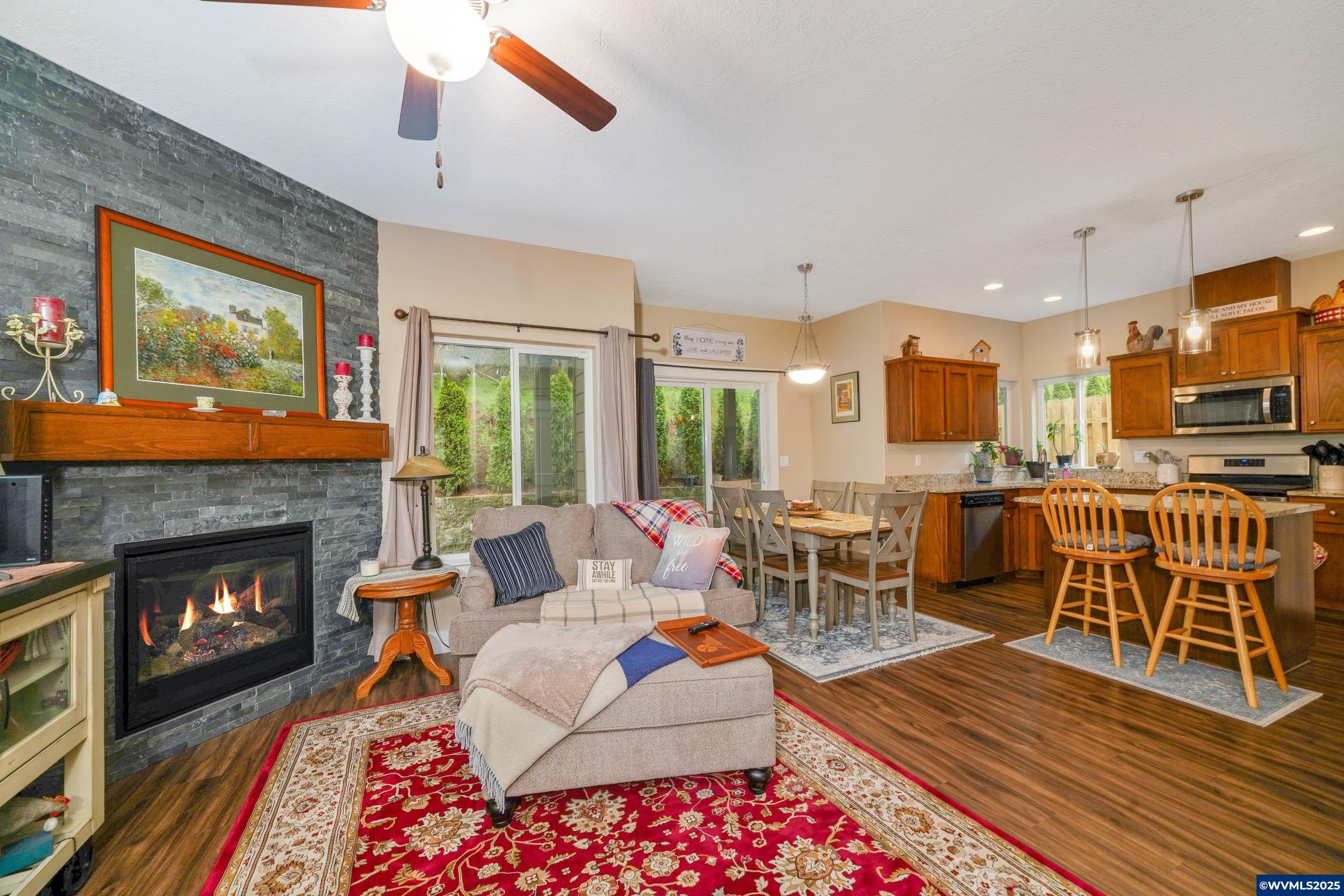 Salem, Oregon, 97306, United States, 3 Bedrooms Bedrooms, ,3 BathroomsBathrooms,Residential,For Sale,1891858