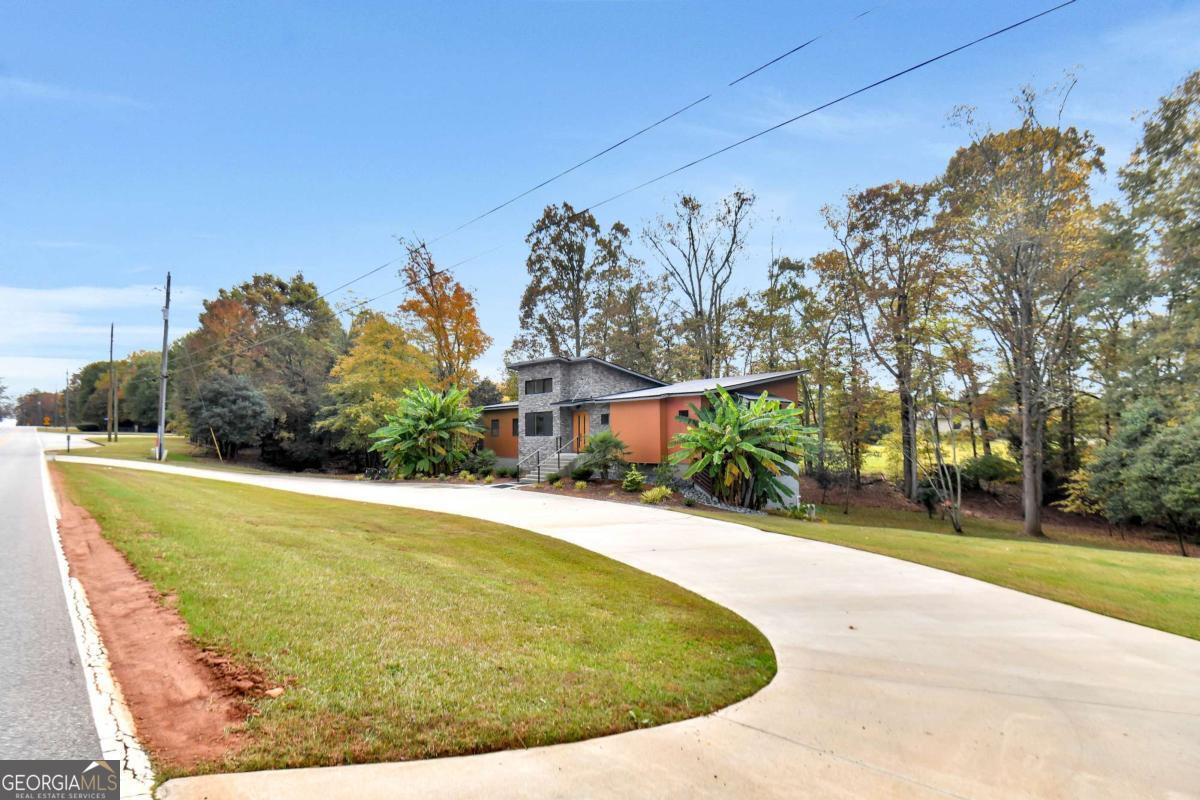 Athens, Georgia, 30606, United States, 2 Bedrooms Bedrooms, ,3 BathroomsBathrooms,Residential,For Sale,1992005