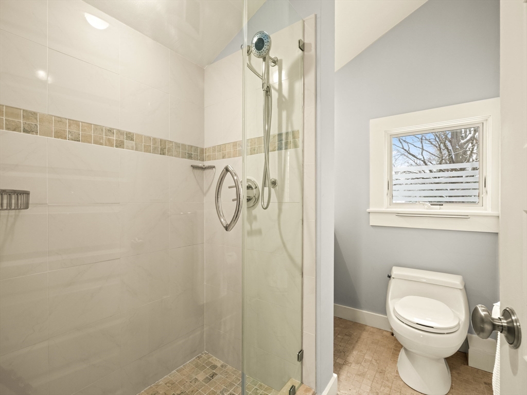 Concord, Massachusetts, 01742, United States, 2 Bedrooms Bedrooms, ,2 BathroomsBathrooms,Residential,For Sale,2001837