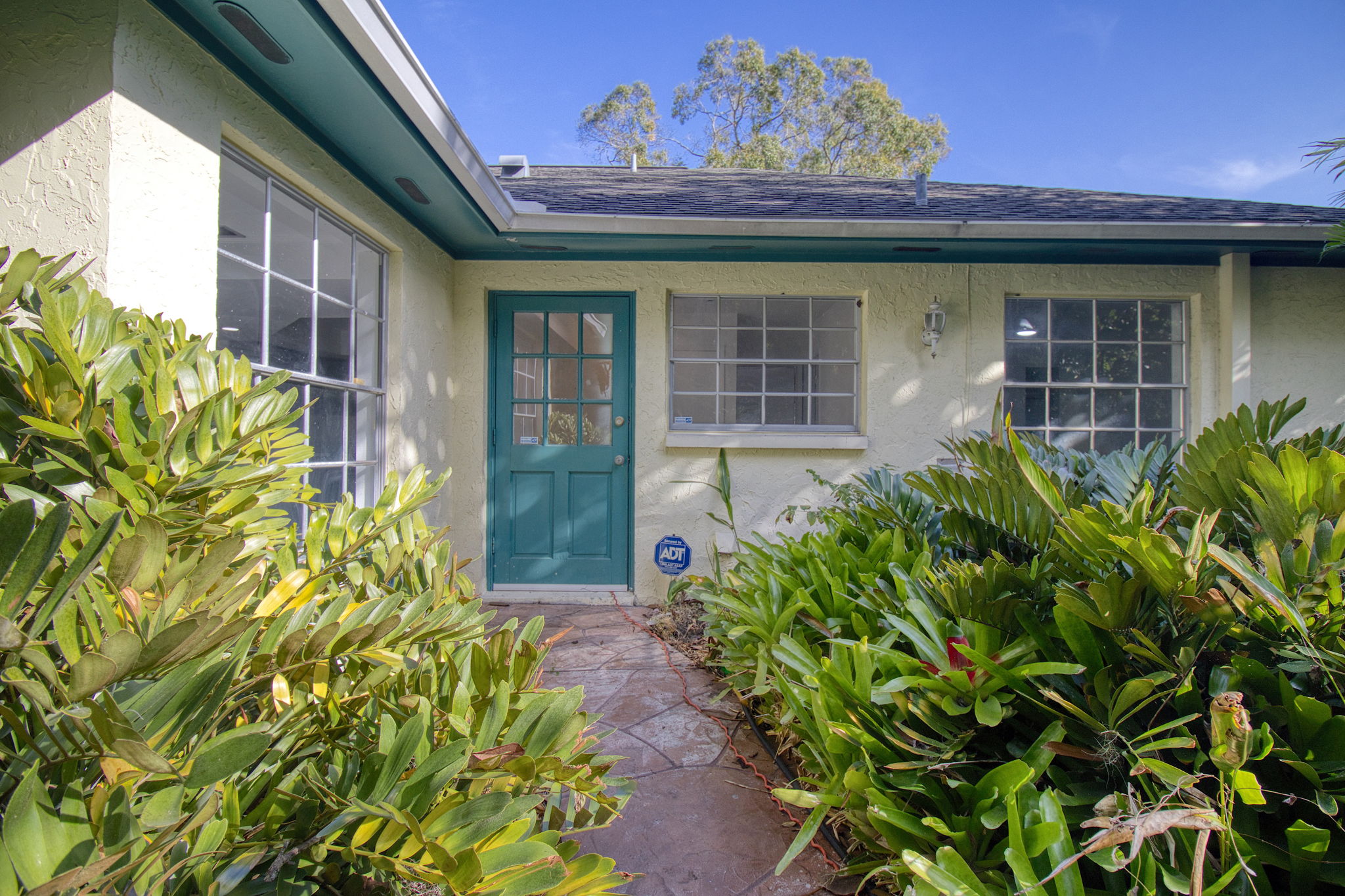 Tampa, Florida, 33613, United States, 4 Bedrooms Bedrooms, ,1 BathroomBathrooms,Residential,For Sale,2006363