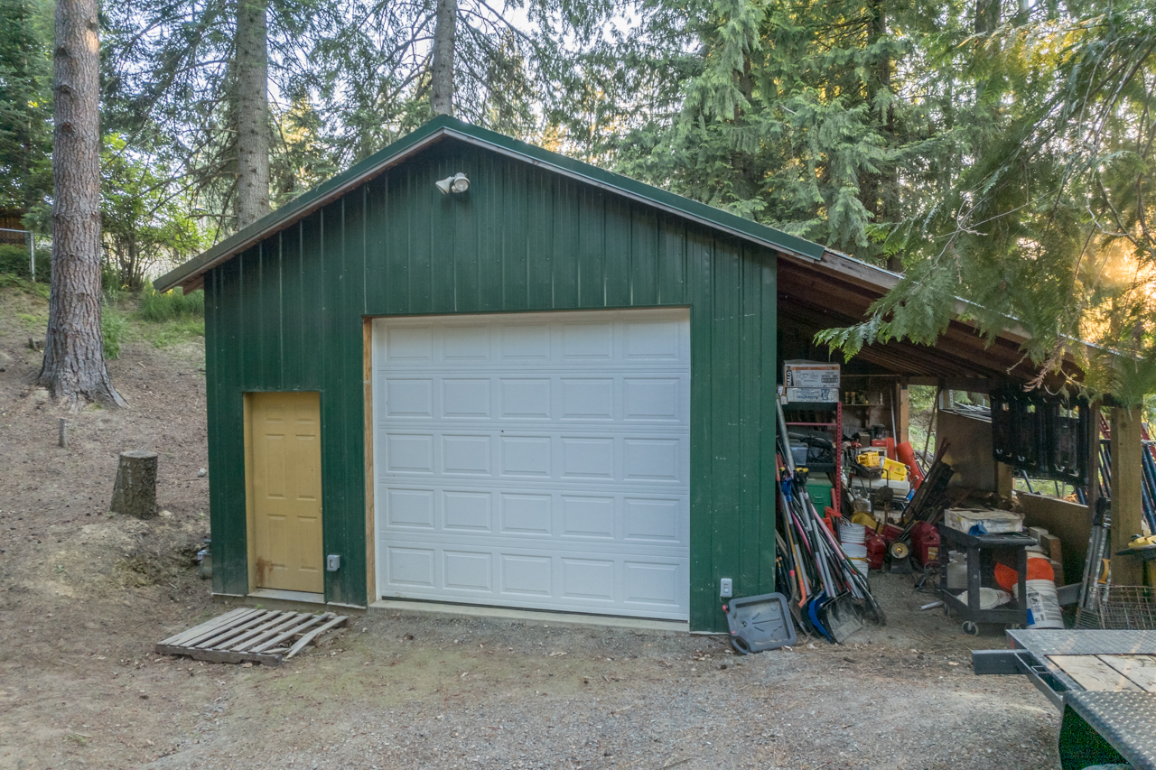 Bonners Ferry, Idaho, 83805, United States, 5 Bedrooms Bedrooms, ,5 BathroomsBathrooms,Residential,For Sale,1879157