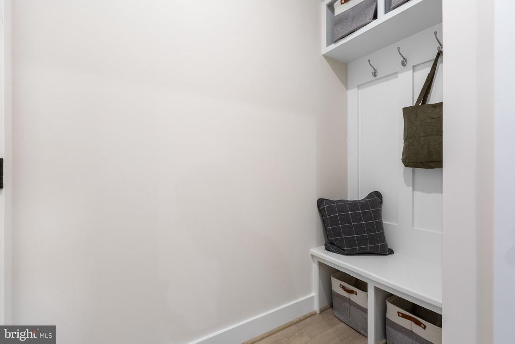 Locust Grove, Virginia, 22508, United States, 3 Bedrooms Bedrooms, ,3 BathroomsBathrooms,Residential,For Sale,1908217