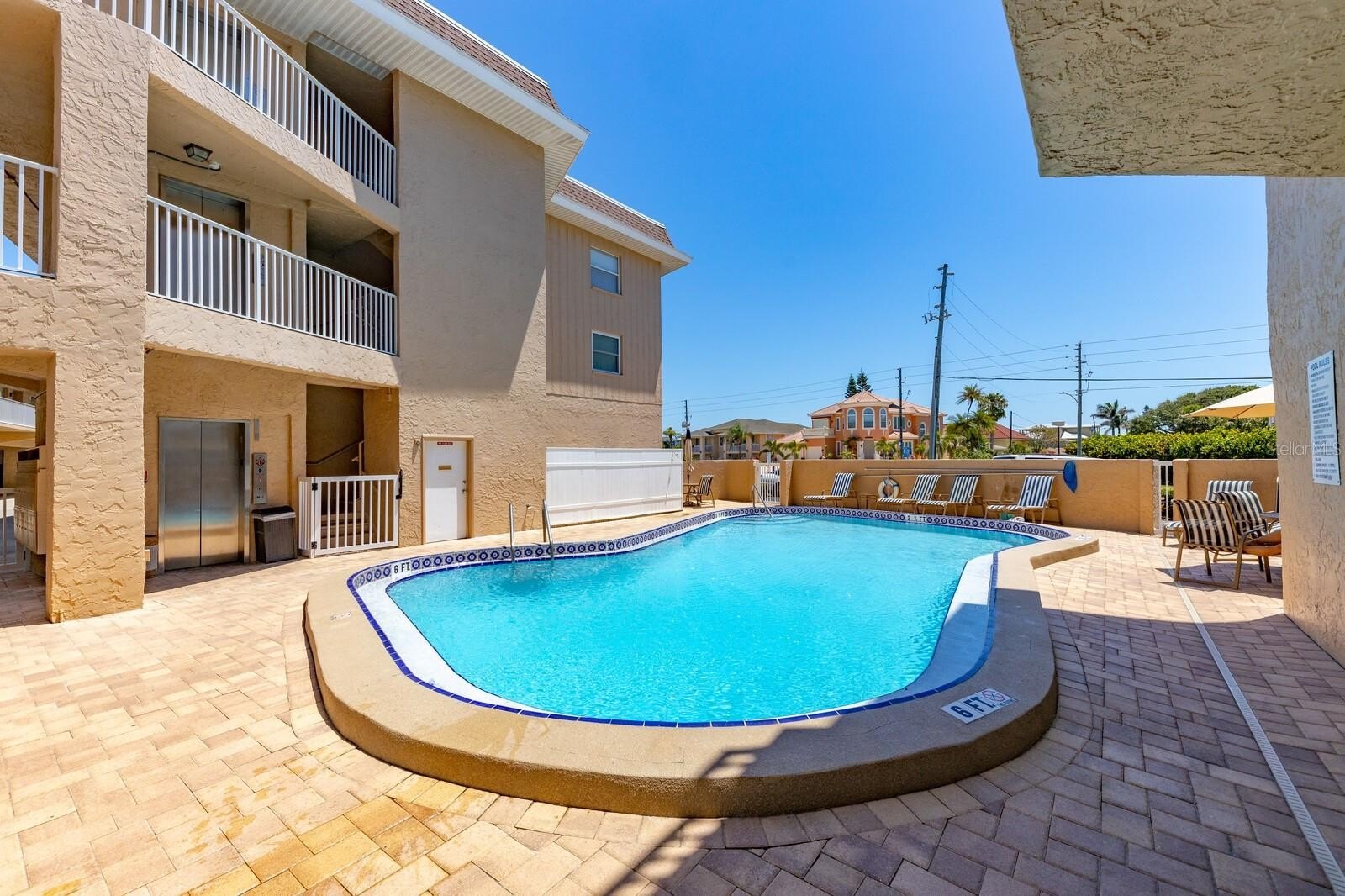 BELLEAIR BEACH, Florida, 33786, United States, 2 Bedrooms Bedrooms, ,2 BathroomsBathrooms,Residential,For Sale,1869457