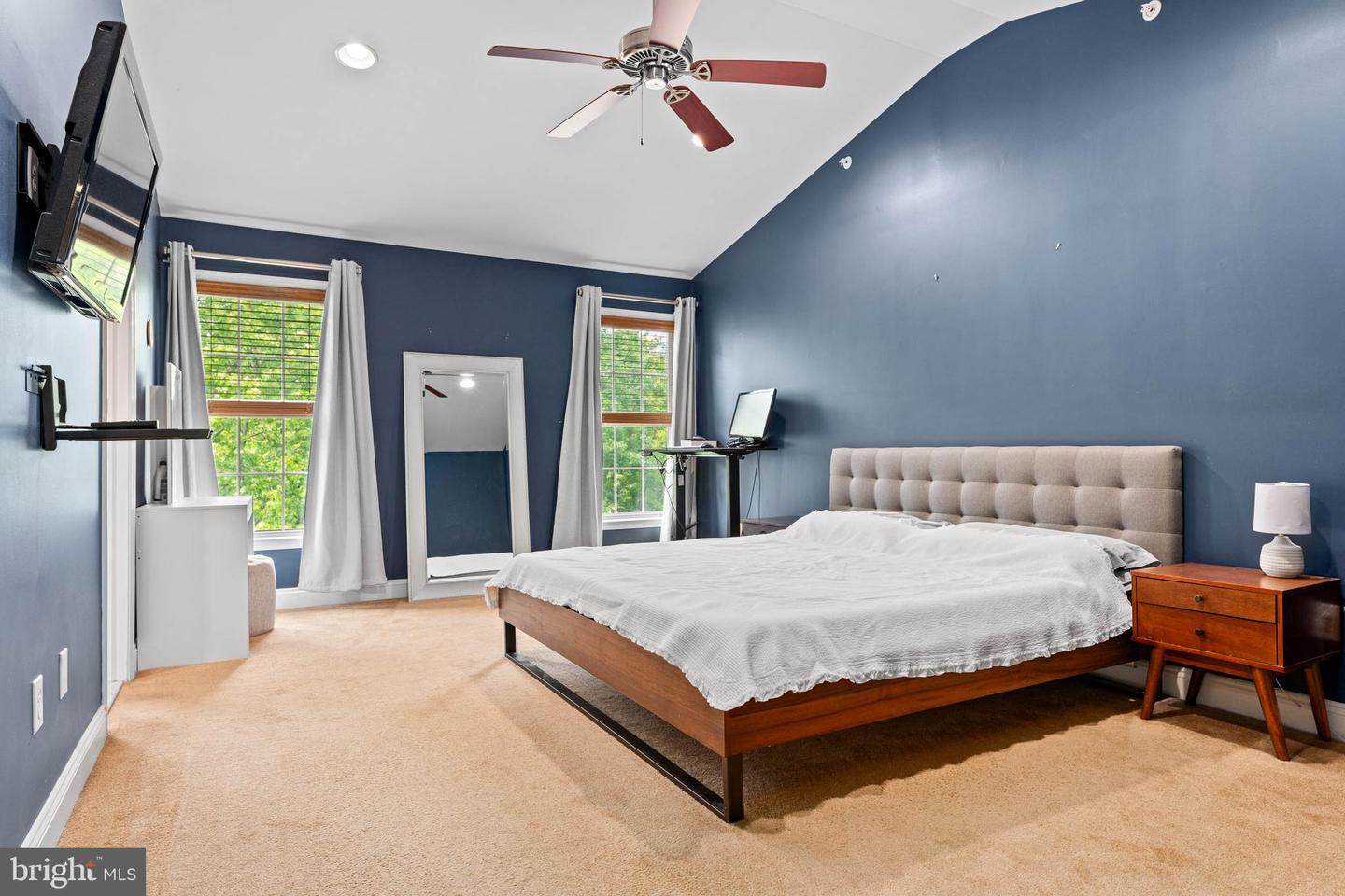 Conshohocken, Pennsylvania, 19428, United States, 3 Bedrooms Bedrooms, ,3 BathroomsBathrooms,Residential,For Sale,1850203