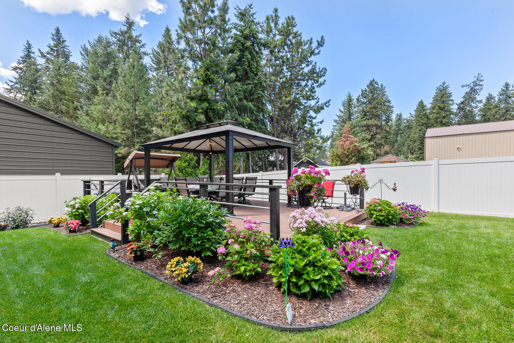 Coeur d'Alene, Idaho, 83814, United States, 3 Bedrooms Bedrooms, ,2 BathroomsBathrooms,Residential,For Sale,1895334