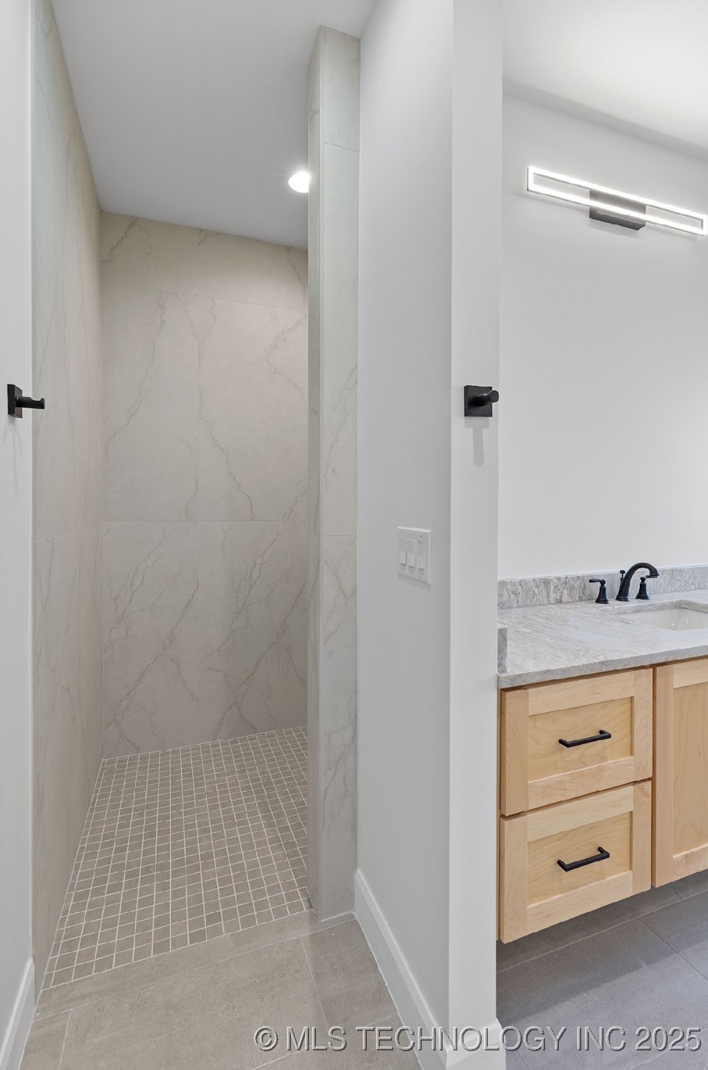 Glenpool, Oklahoma, 74033, United States, 4 Bedrooms Bedrooms, ,4 BathroomsBathrooms,Residential,For Sale,1995692