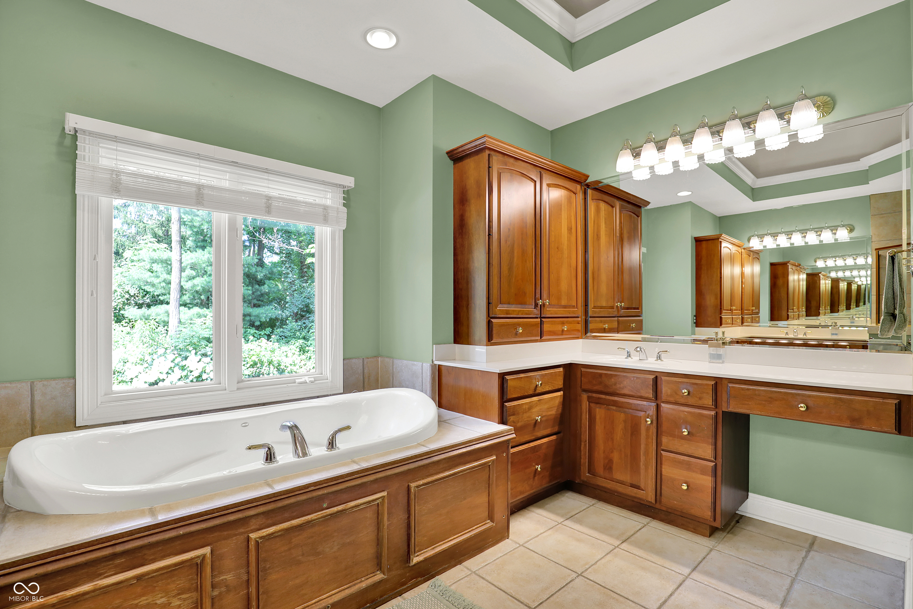 Zionsville, Indiana, 46077, United States, 5 Bedrooms Bedrooms, ,5 BathroomsBathrooms,Residential,For Sale,1978641