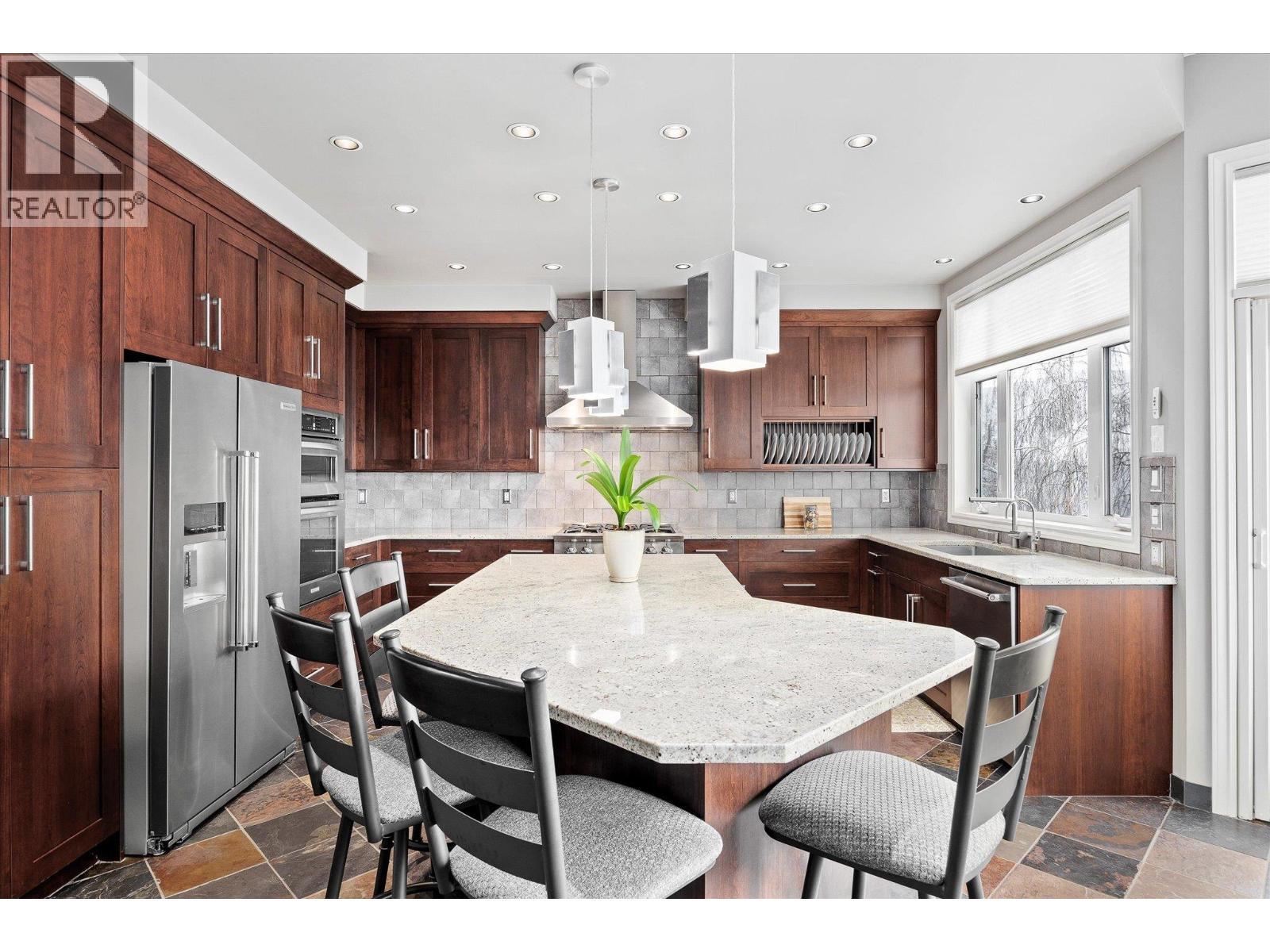 LAKE COUNTRY, British Columbia, V4V 2K7, CA, 4 Bedrooms Bedrooms, ,4 BathroomsBathrooms,Residential,For Sale,1960852