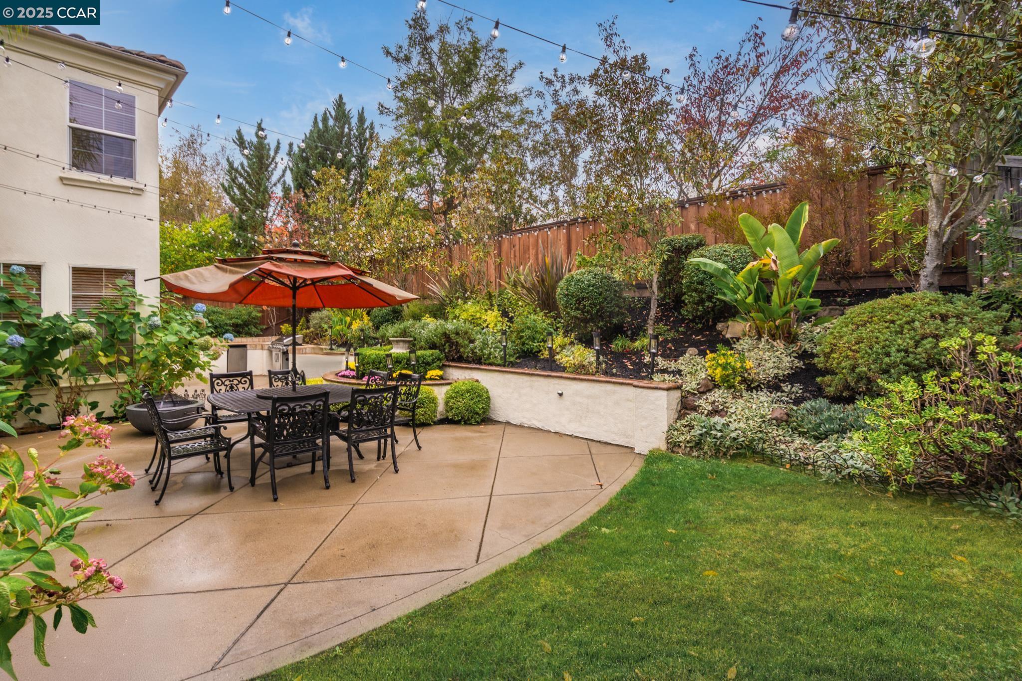 San Ramon, California, 94582, United States, 4 Bedrooms Bedrooms, ,3 BathroomsBathrooms,Residential,For Sale,1988285