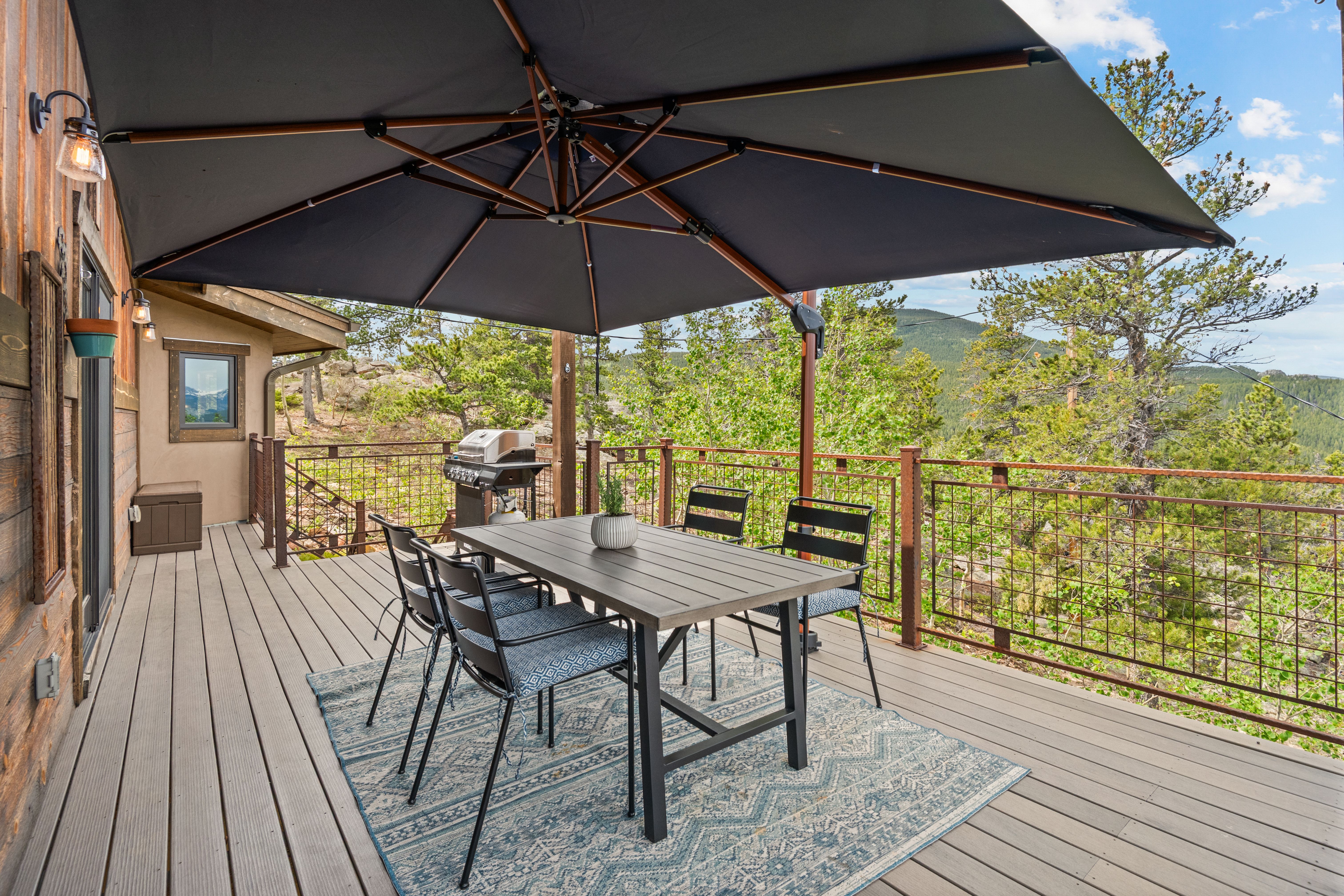  Custom Retreat with Unobstructed Views - 物件實景