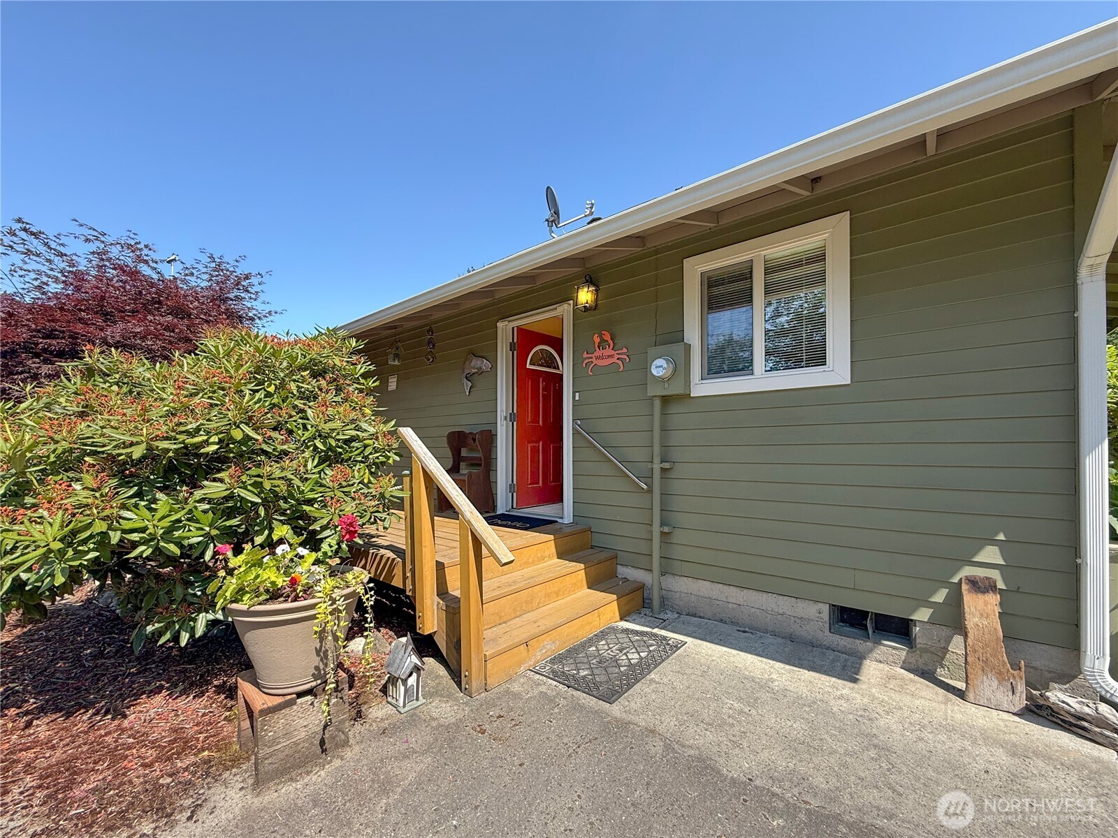 Hat Island, Washington, 98206, United States, 2 Bedrooms Bedrooms, ,1 BathroomBathrooms,Residential,For Sale,2006493