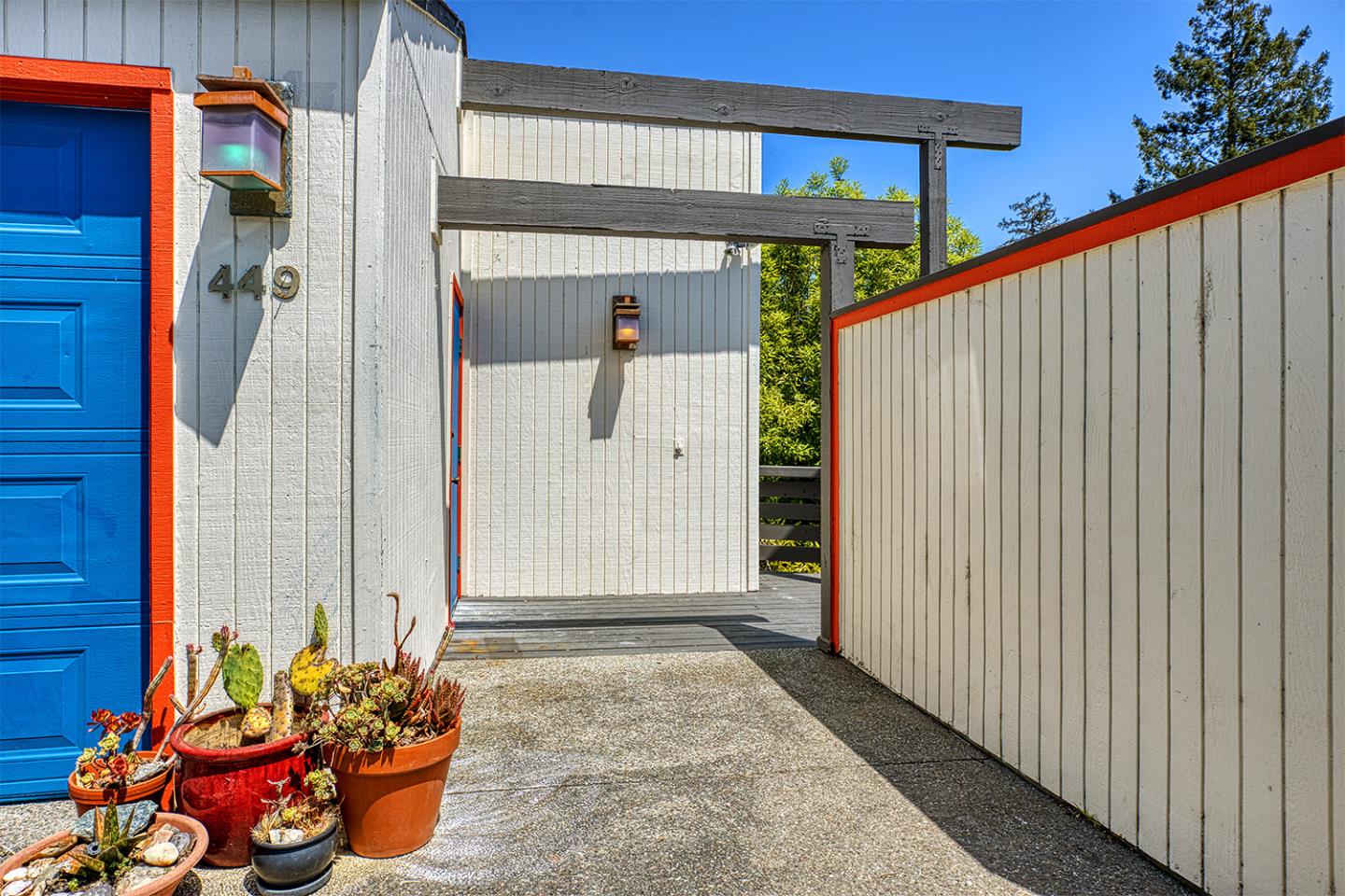 Santa Cruz, California, 95060, United States, 2 Bedrooms Bedrooms, ,2 BathroomsBathrooms,Residential,For Sale,1847420