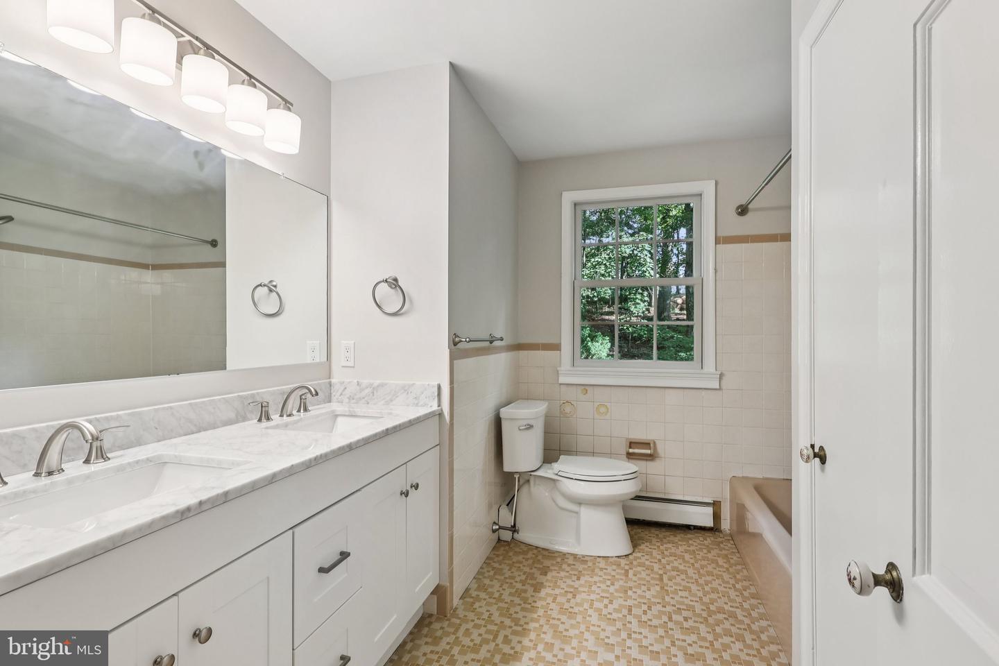 West Chester, Pennsylvania, 19355, United States, 4 Bedrooms Bedrooms, ,3 BathroomsBathrooms,Residential,For Sale,1897700