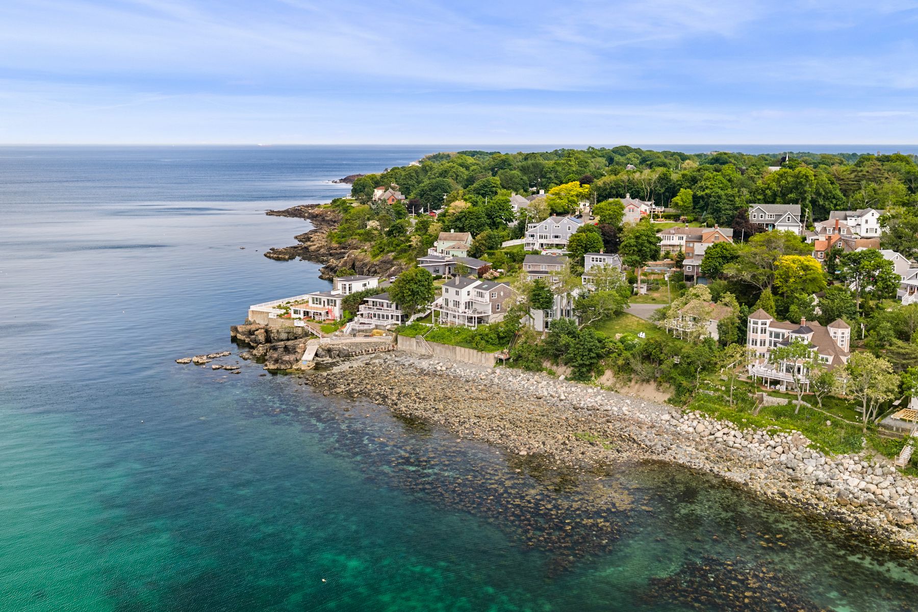  Unique Waterfront Home - 物件實景