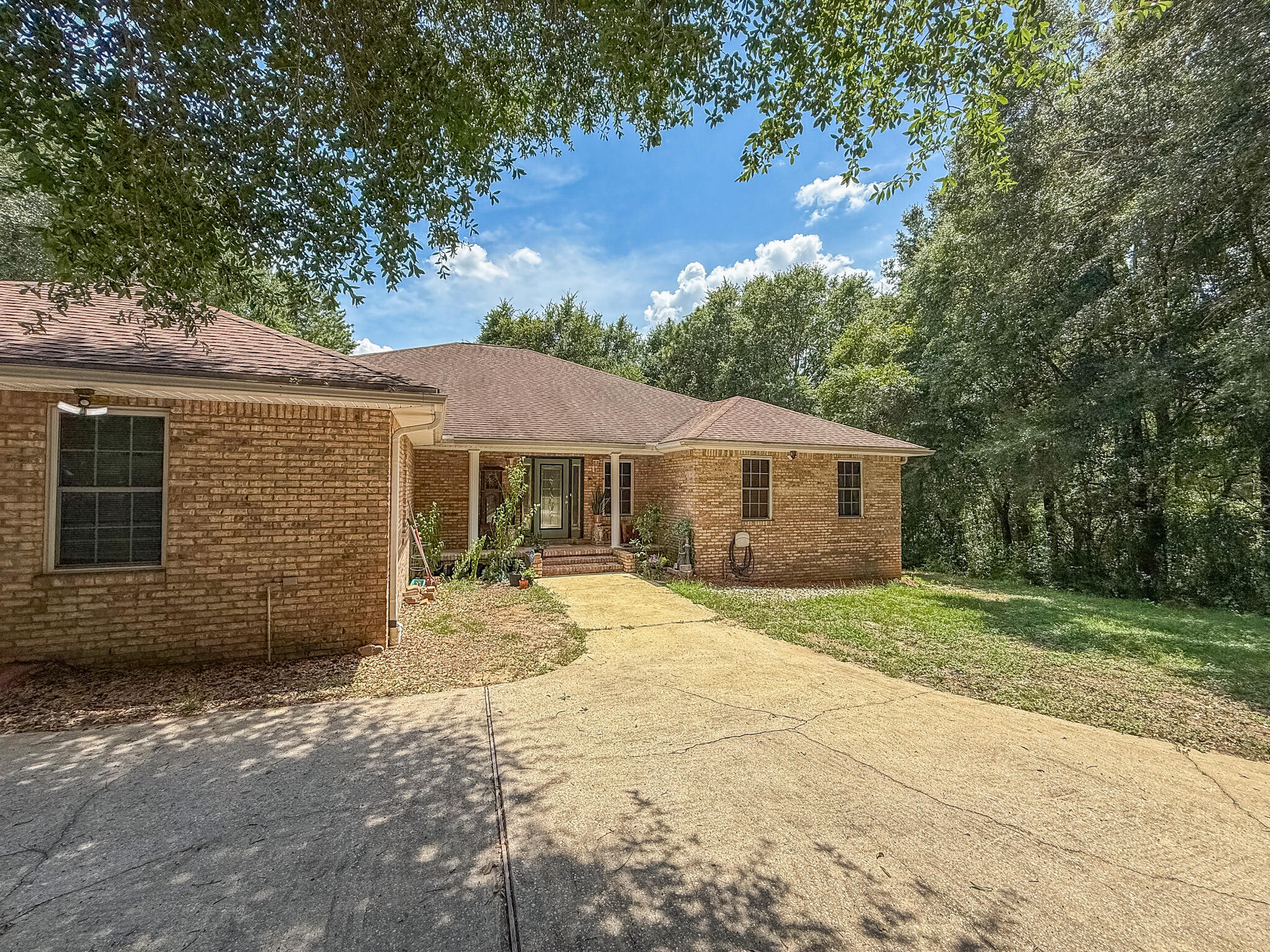 Crestview, Florida, 32539, United States, 4 Bedrooms Bedrooms, ,4 BathroomsBathrooms,Residential,For Sale,1907625