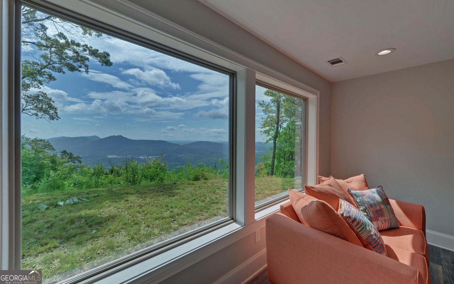 Clayton, Georgia, 30525, United States, 3 Bedrooms Bedrooms, ,4 BathroomsBathrooms,Residential,For Sale,1905476