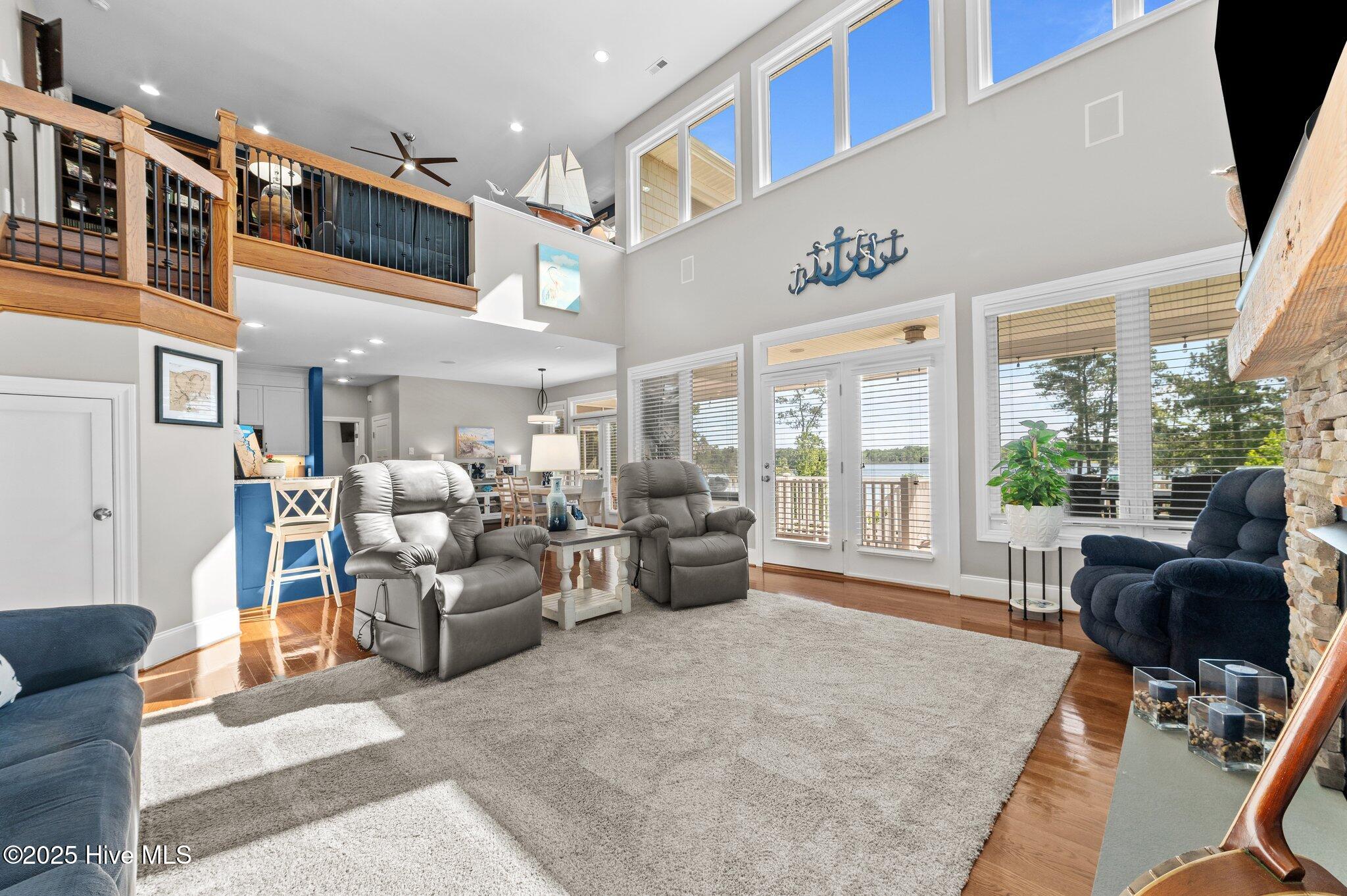 Chocowinity, North Carolina, 27817, United States, 4 Bedrooms Bedrooms, ,5 BathroomsBathrooms,Residential,For Sale,1827727