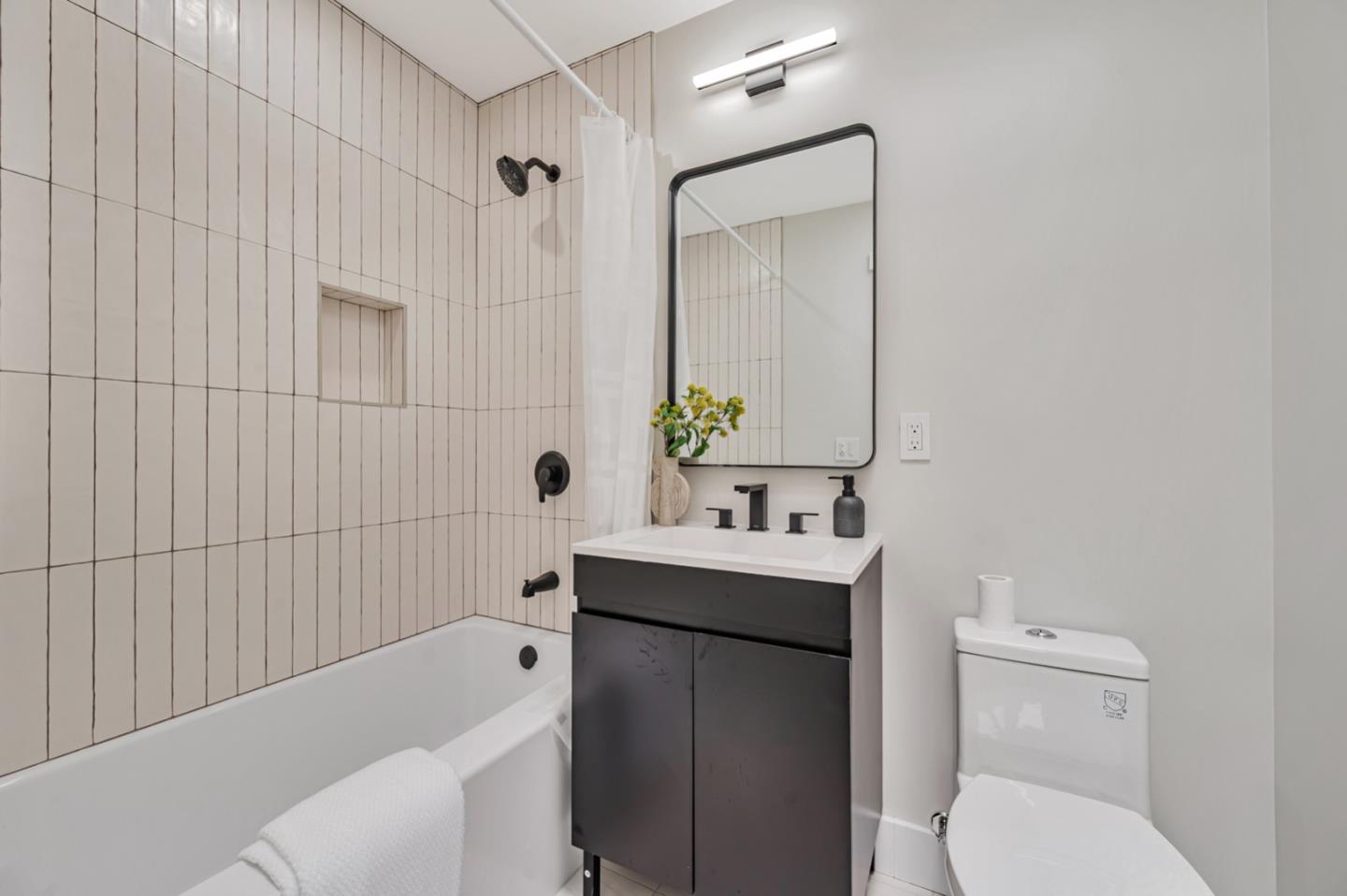 SOUTH SAN FRANCISCO, California, 94080, United States, 4 Bedrooms Bedrooms, ,3 BathroomsBathrooms,Residential,For Sale,1951079