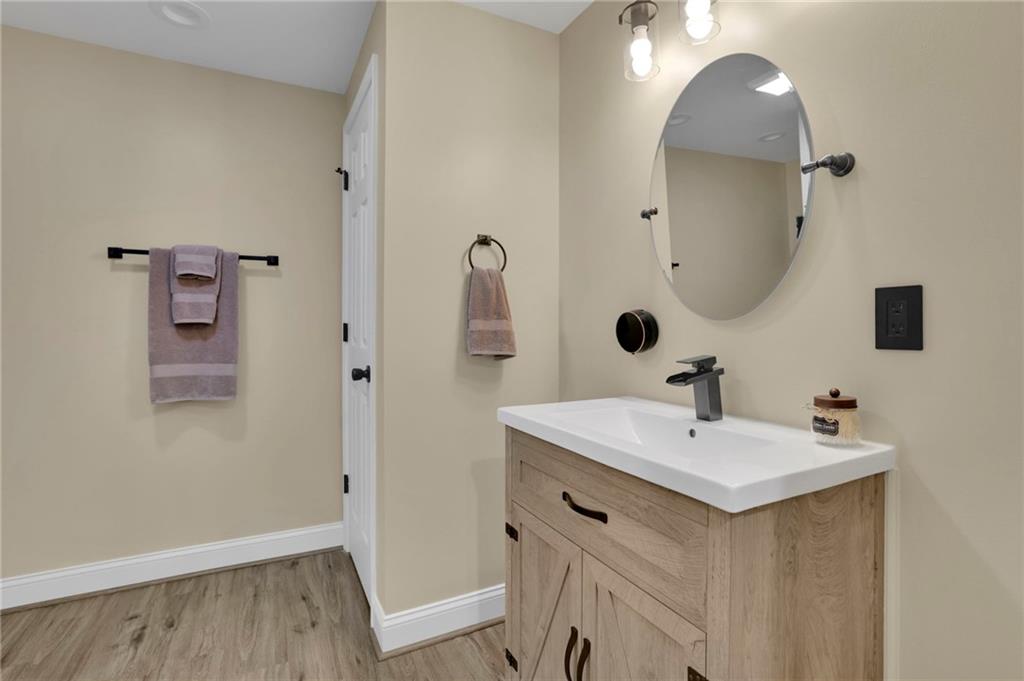 Dahlonega, Georgia, 30533, United States, 4 Bedrooms Bedrooms, ,4 BathroomsBathrooms,Residential,For Sale,1889816