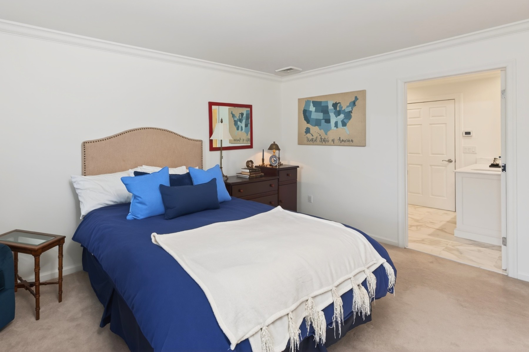  ?Amherst Mews? Stunning Townhome features Golf Course Views - 物件實景