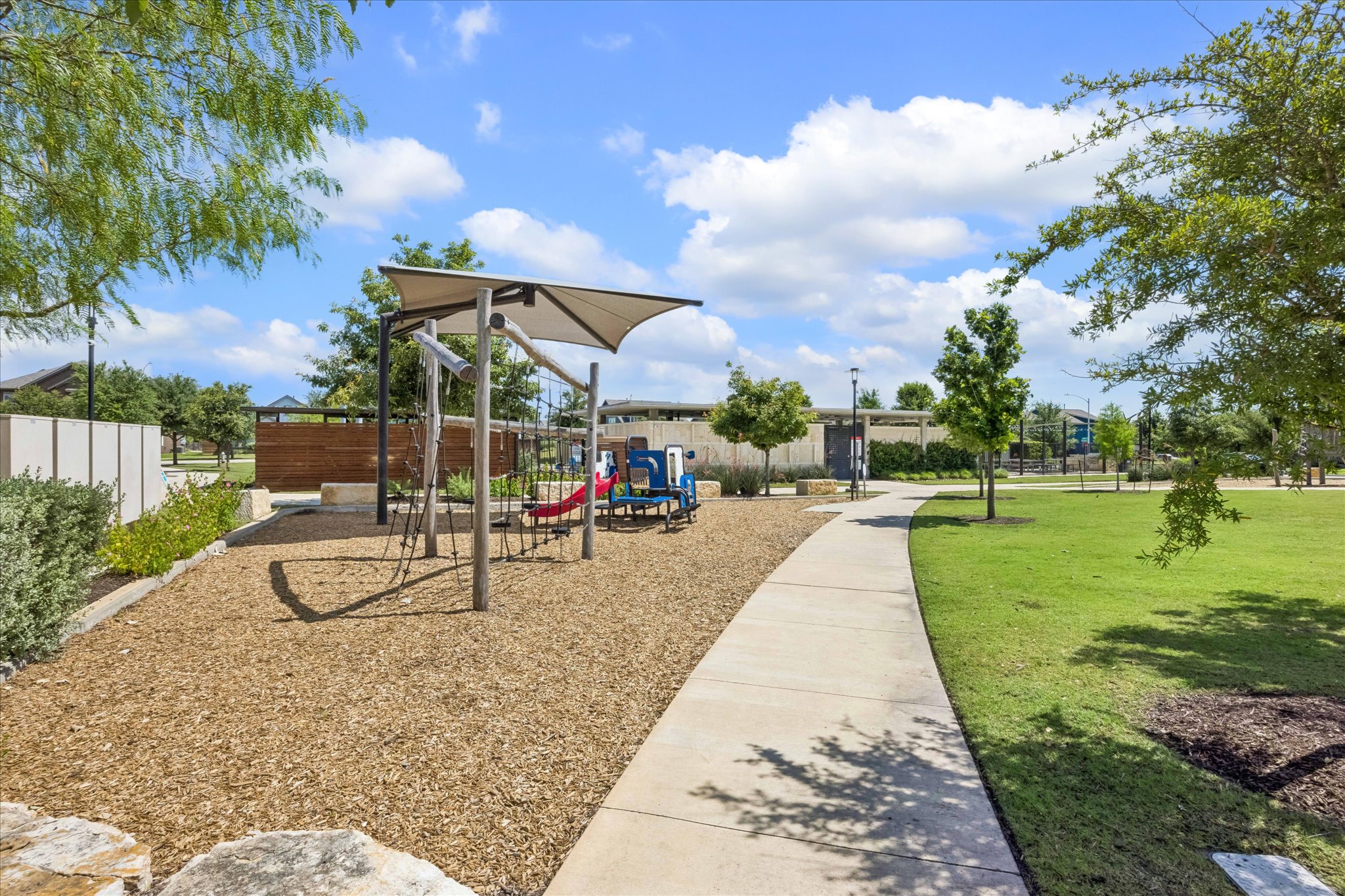  8720 Mina Drive, Austin, TX 78747 - 物件實景